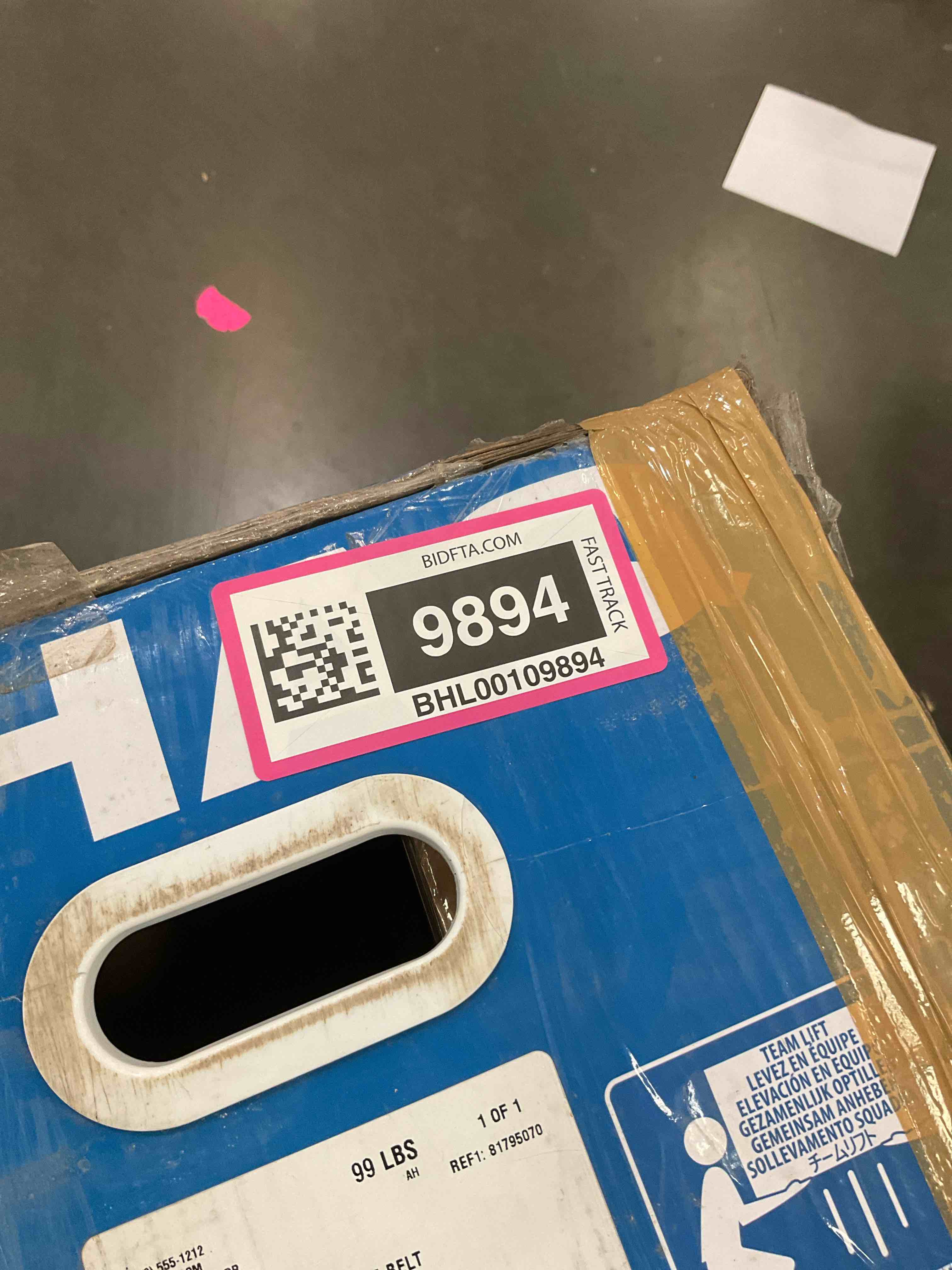 https://s3.amazonaws.com/lotting-images-prod/BargainHunt/BHL00109894_1714671940028.jpeg