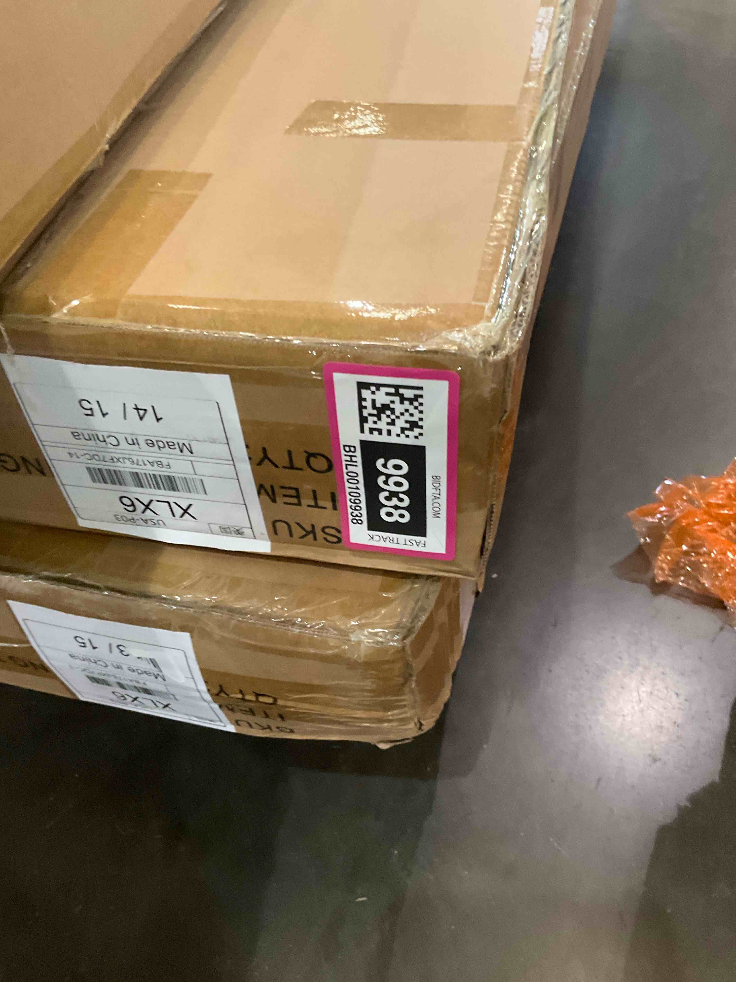 https://s3.amazonaws.com/lotting-images-prod/BargainHunt/BHL00109939_1714756349264.jpeg