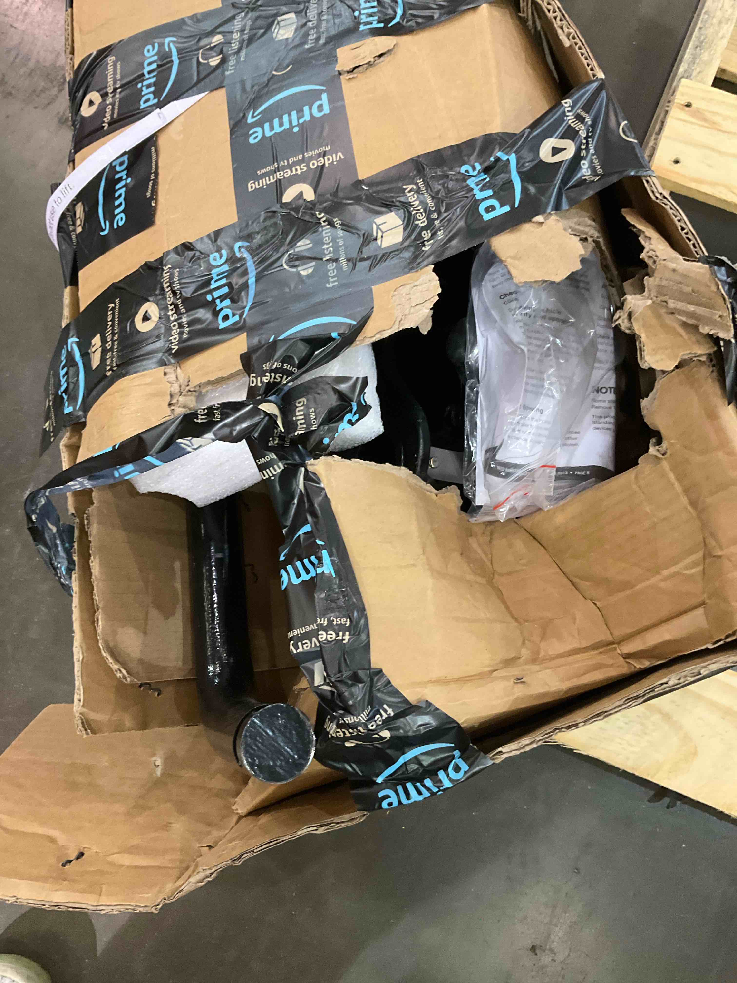 https://s3.amazonaws.com/lotting-images-prod/BargainHunt/BHL00109953_1715083921609.jpeg