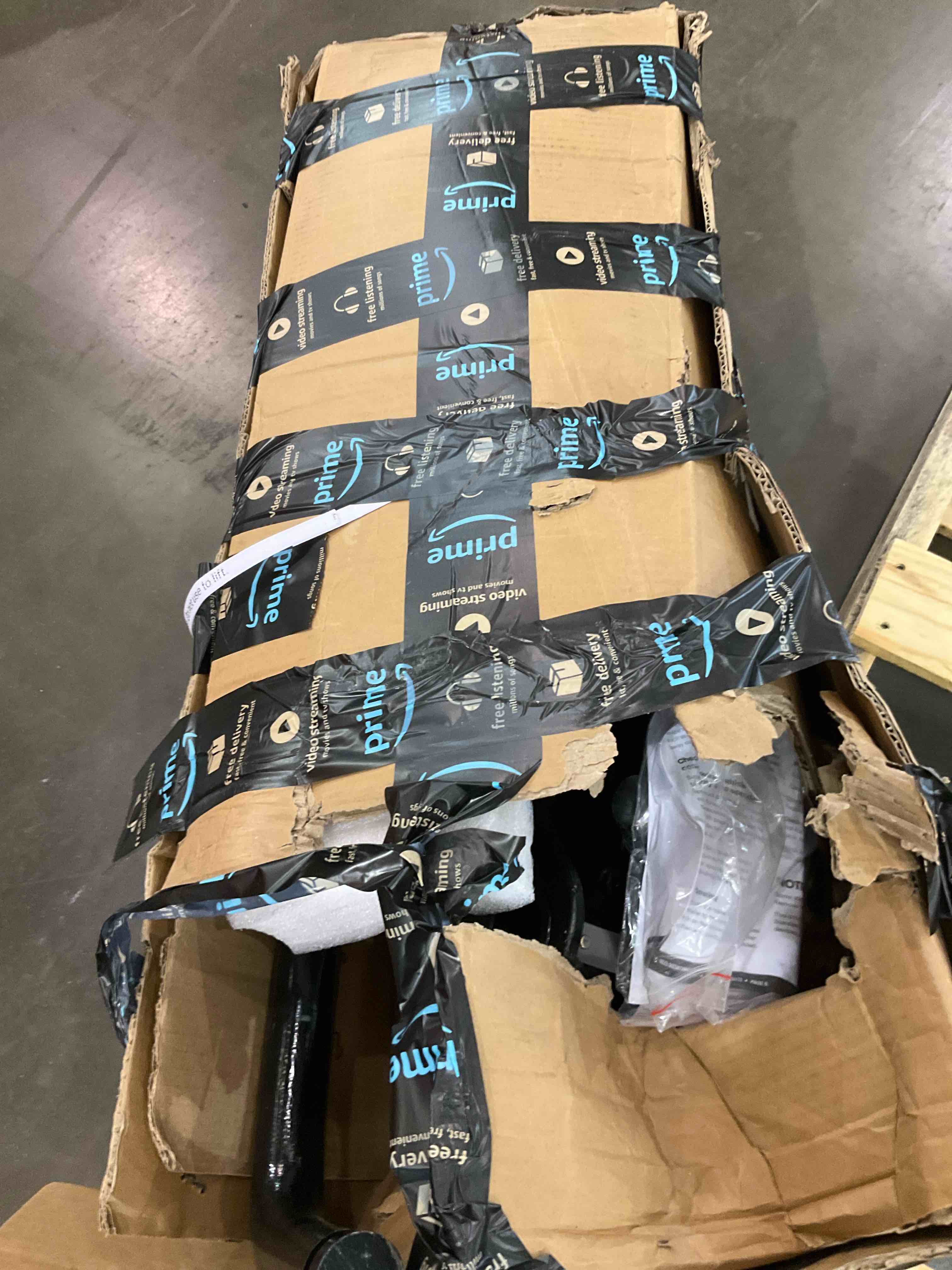 https://s3.amazonaws.com/lotting-images-prod/BargainHunt/BHL00109953_1715083923058.jpeg
