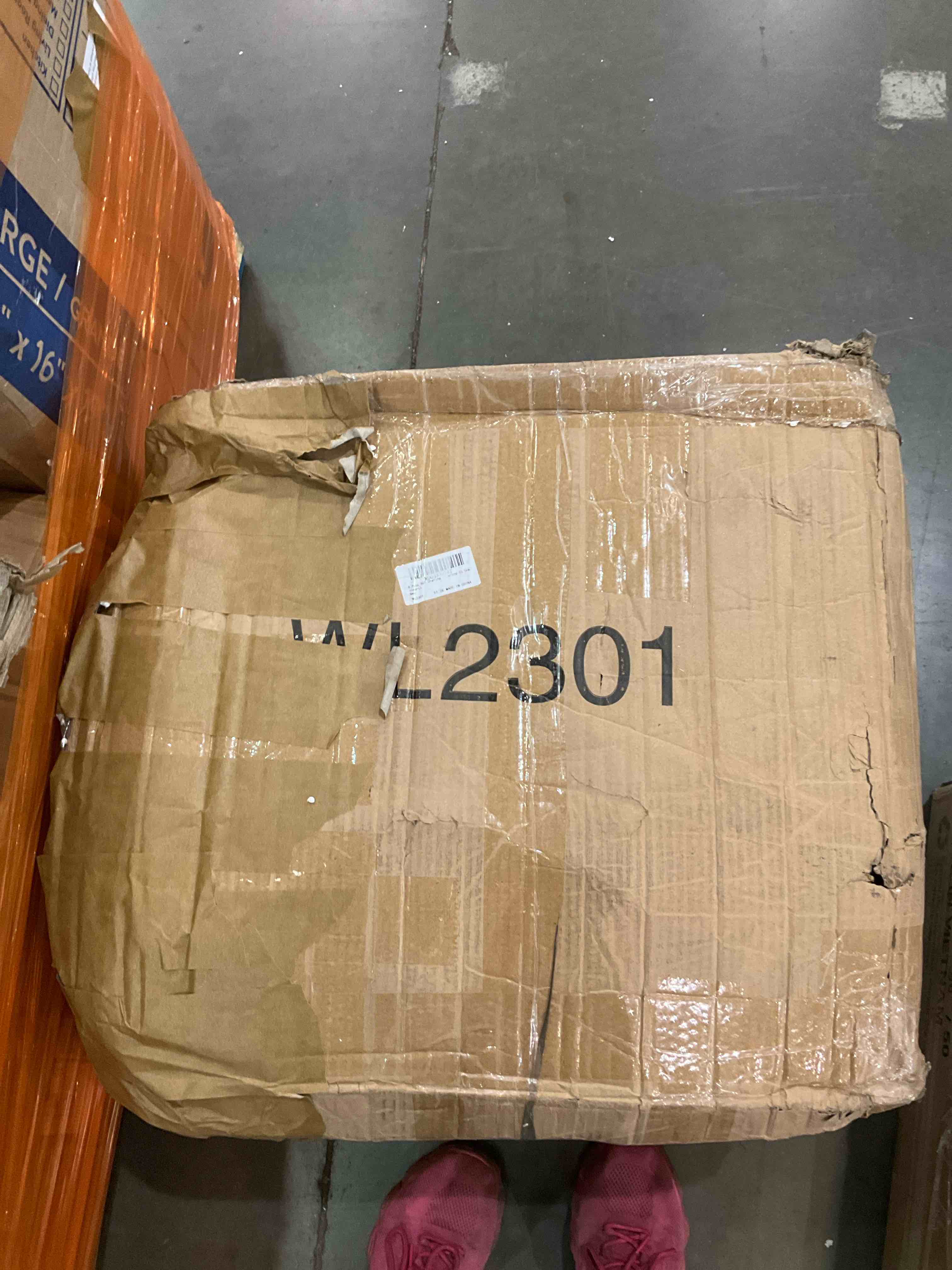https://s3.amazonaws.com/lotting-images-prod/BargainHunt/BHL00132087_1722606590367.jpeg