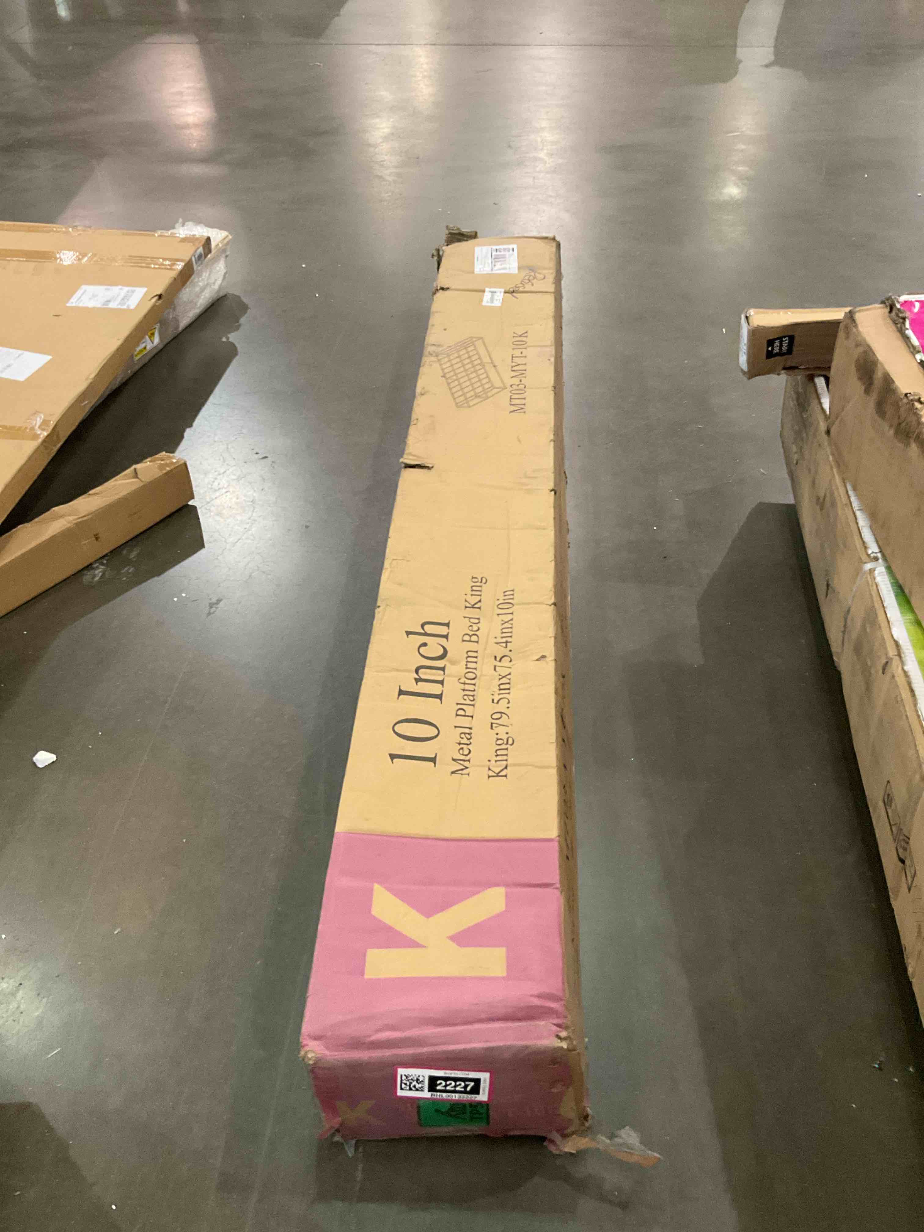 https://s3.amazonaws.com/lotting-images-prod/BargainHunt/BHL00132227_1723643427706.jpeg