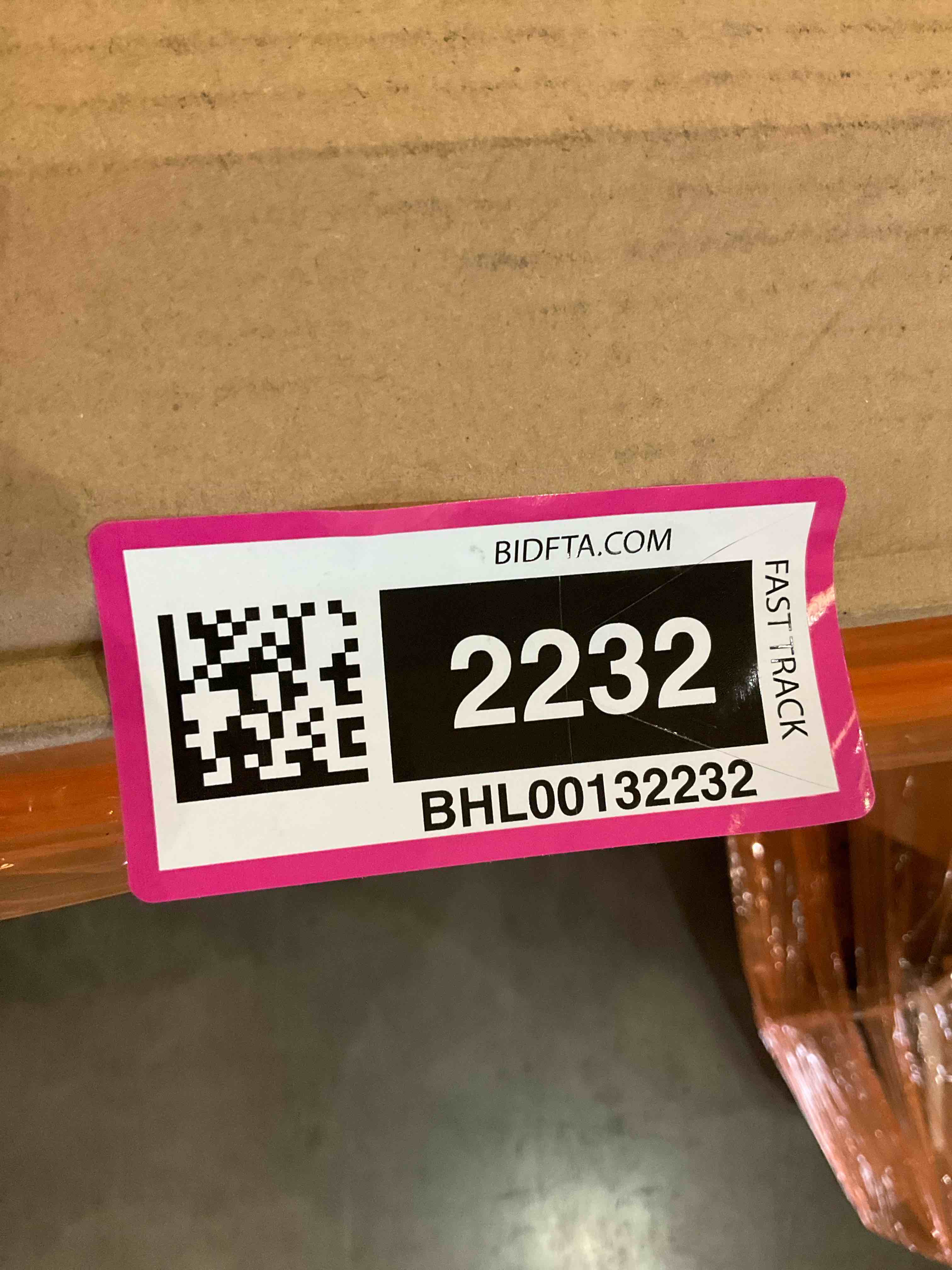 https://s3.amazonaws.com/lotting-images-prod/BargainHunt/BHL00132232_1723038666832.jpeg