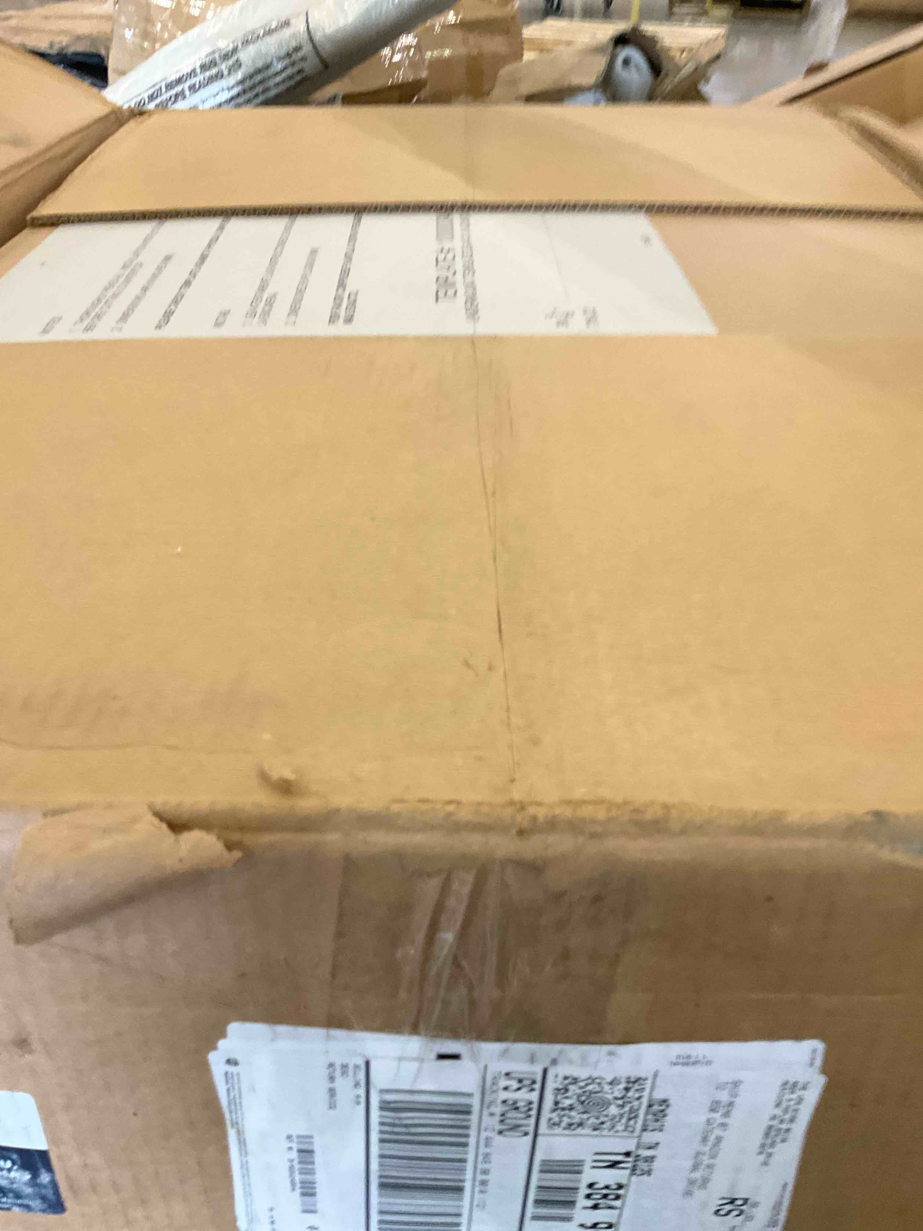https://s3.amazonaws.com/lotting-images-prod/BargainHunt/BHL00132535_1720539231994.jpeg