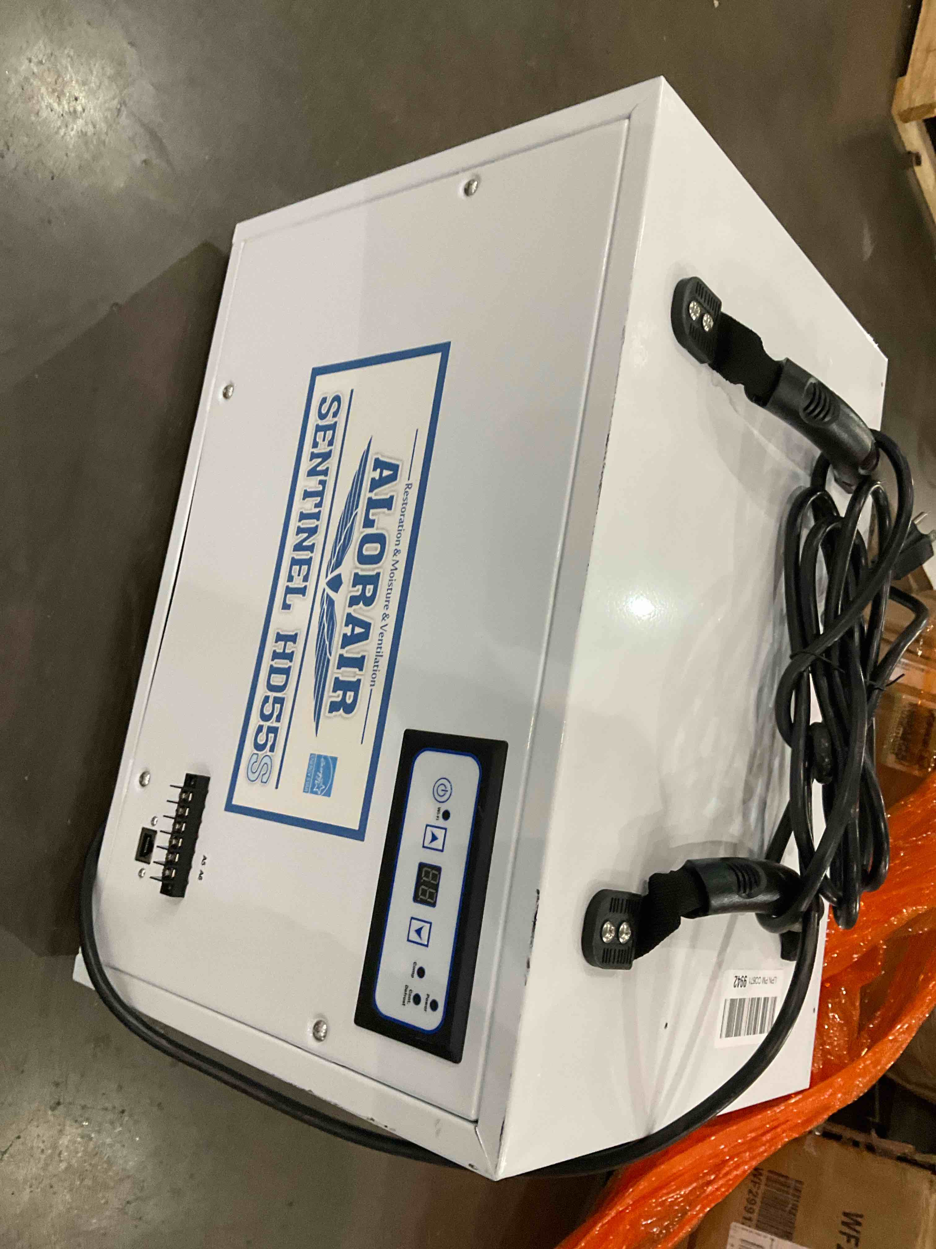 https://s3.amazonaws.com/lotting-images-prod/BargainHunt/BHL00132628_1720614302237.jpeg