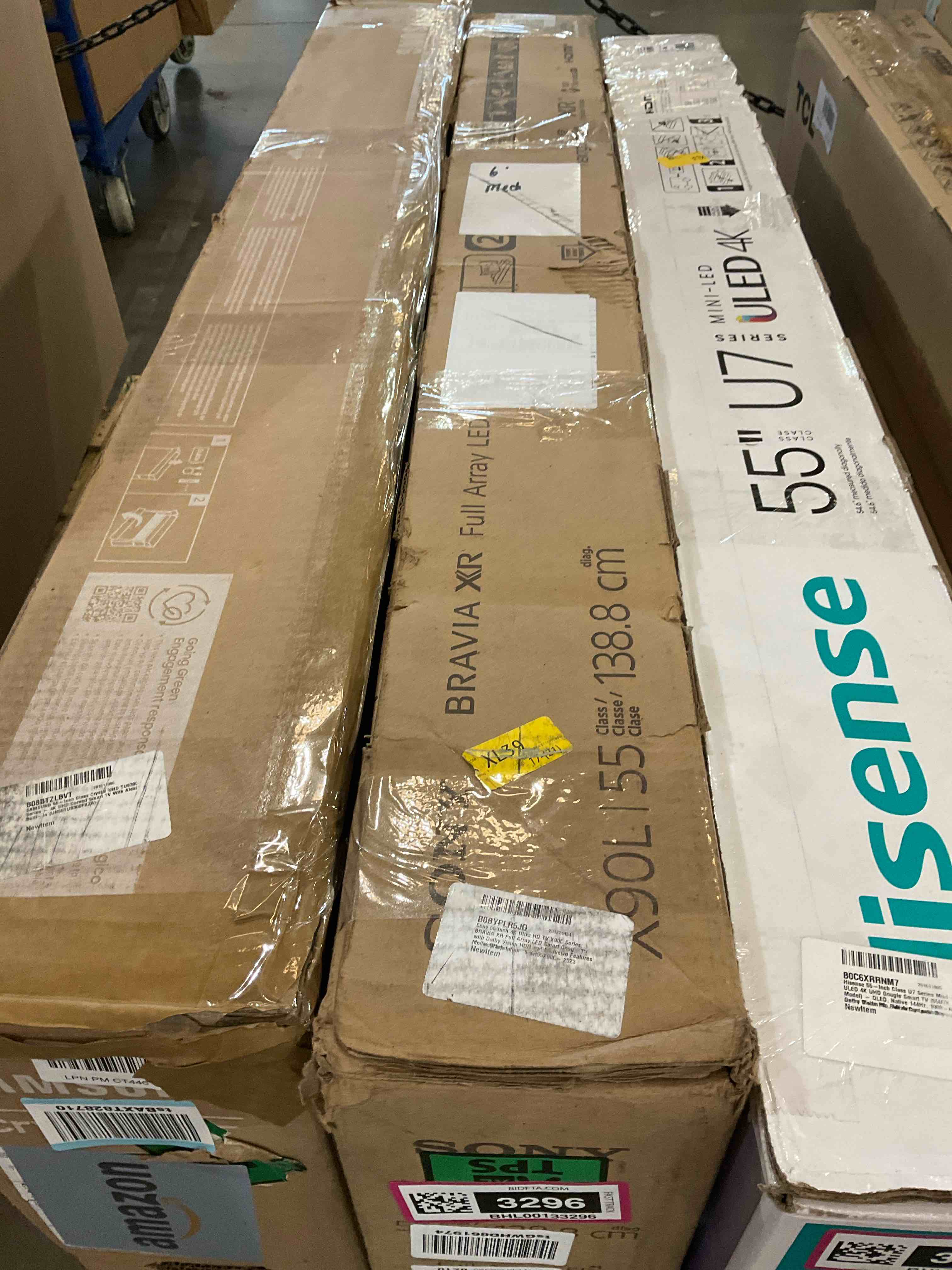 https://s3.amazonaws.com/lotting-images-prod/BargainHunt/BHL00133296_1706816520019.jpeg