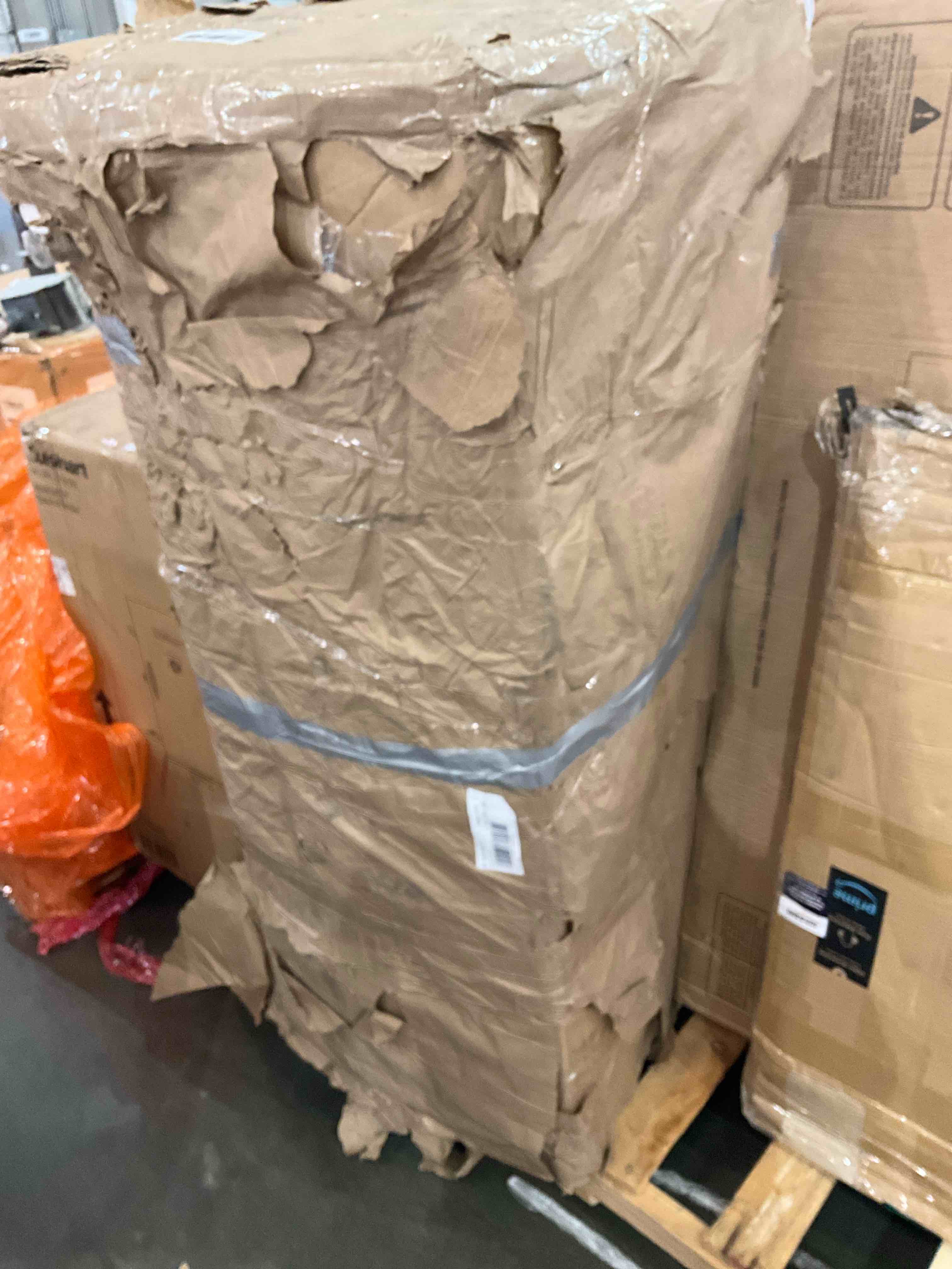 https://s3.amazonaws.com/lotting-images-prod/BargainHunt/BHL00133340_1707146759724.jpeg