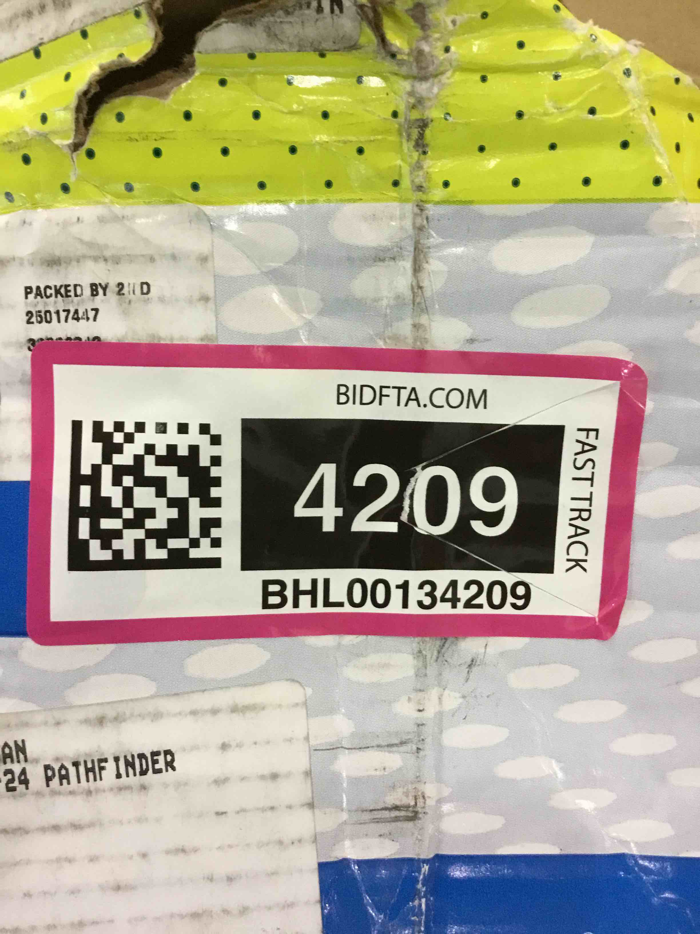 https://s3.amazonaws.com/lotting-images-prod/BargainHunt/BHL00134209_1721129612633.jpeg