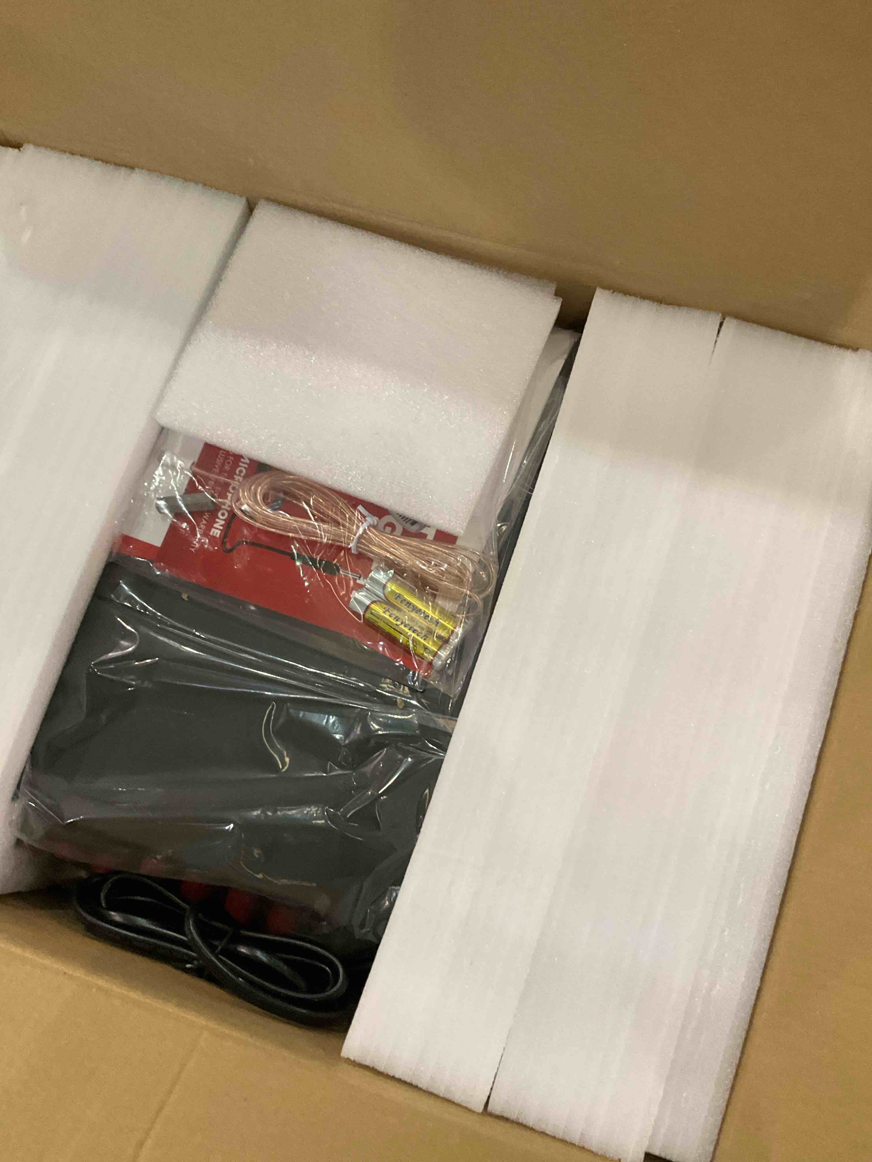 https://s3.amazonaws.com/lotting-images-prod/BargainHunt/BHL00134217_1721130608712.jpeg