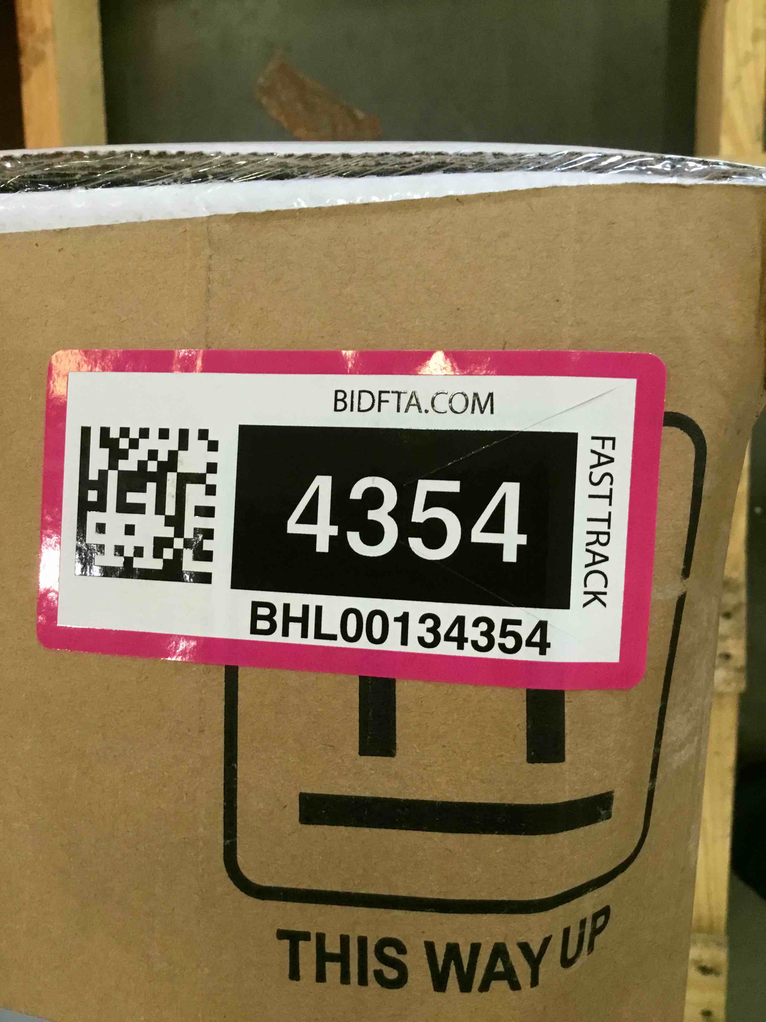 https://s3.amazonaws.com/lotting-images-prod/BargainHunt/BHL00134354_1721225727513.jpeg