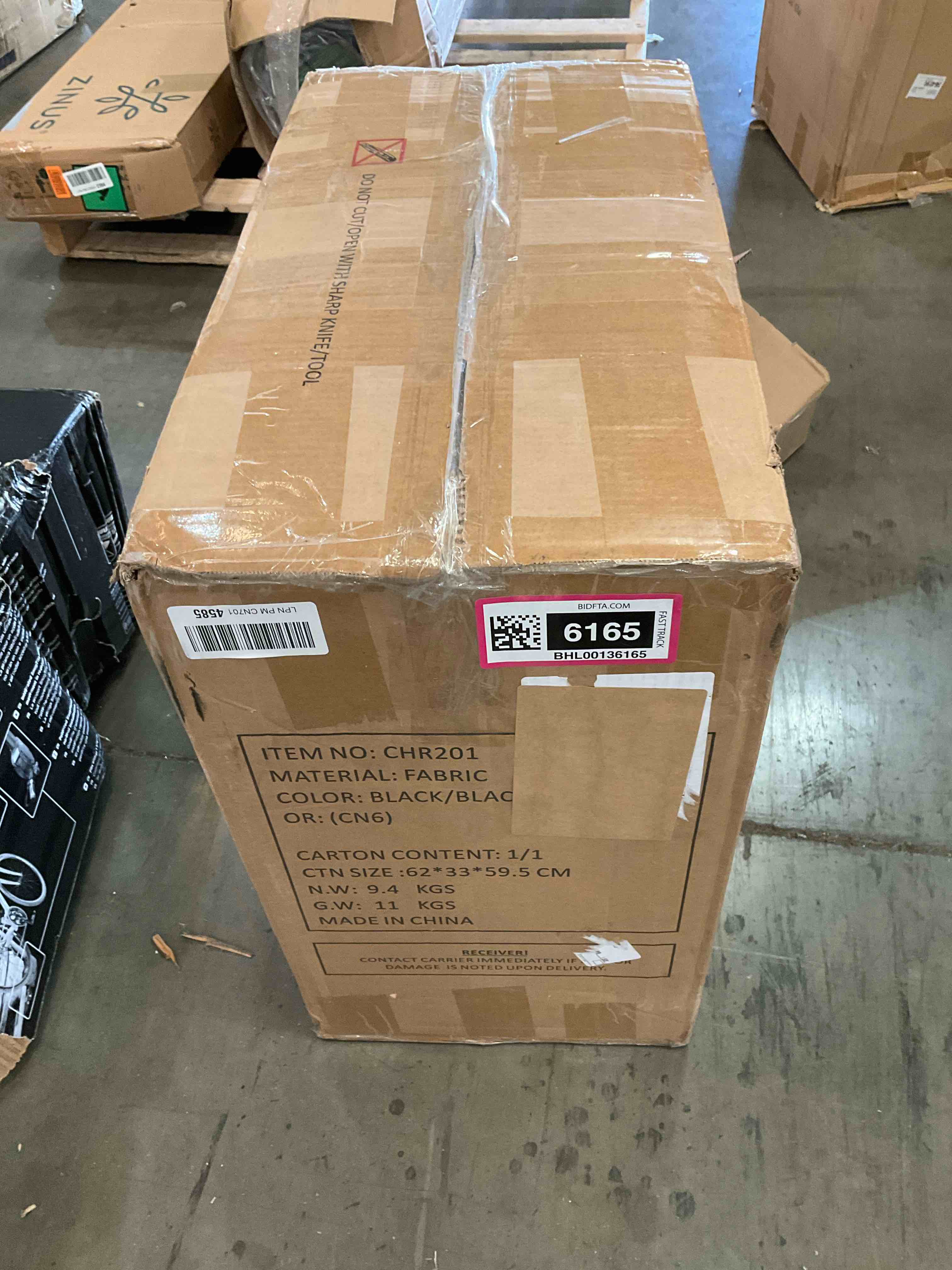 https://s3.amazonaws.com/lotting-images-prod/BargainHunt/BHL00136165_1723561087590.jpeg