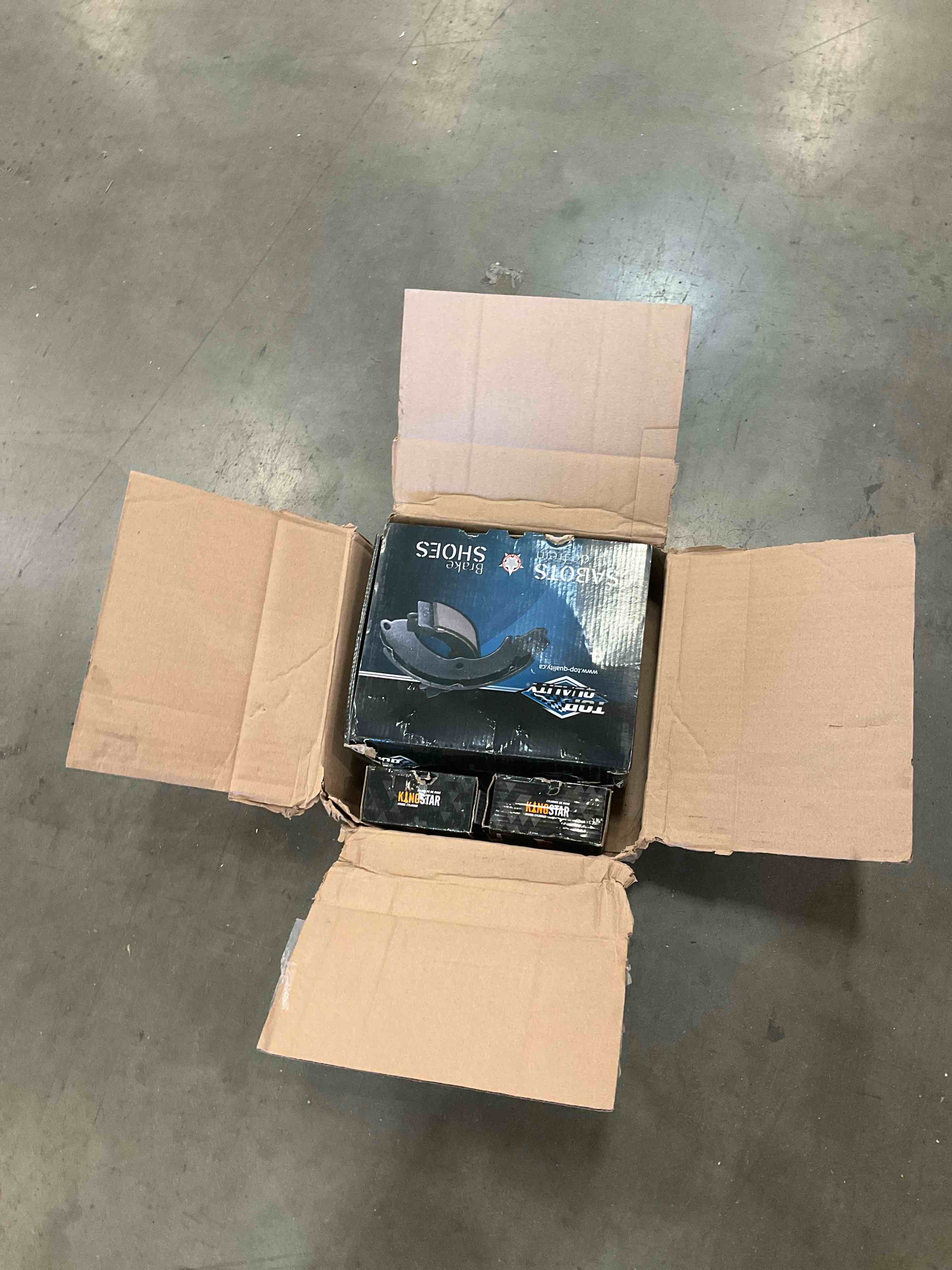https://s3.amazonaws.com/lotting-images-prod/BargainHunt/BHL00136174_1723563183319.jpeg