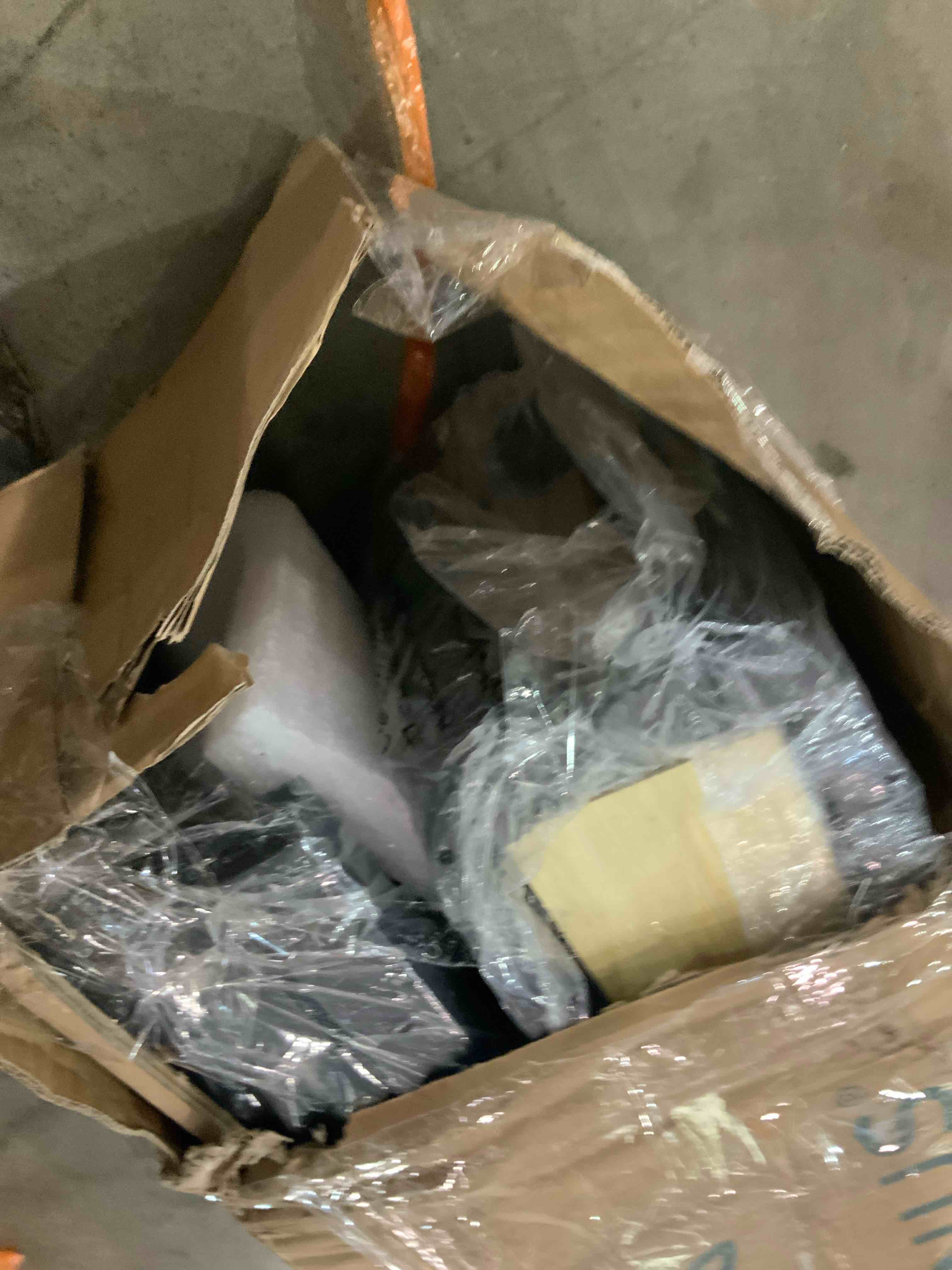 ZINUS Metal Box Spring with Wood Slats, 7.5 Inch Mattress Foundation