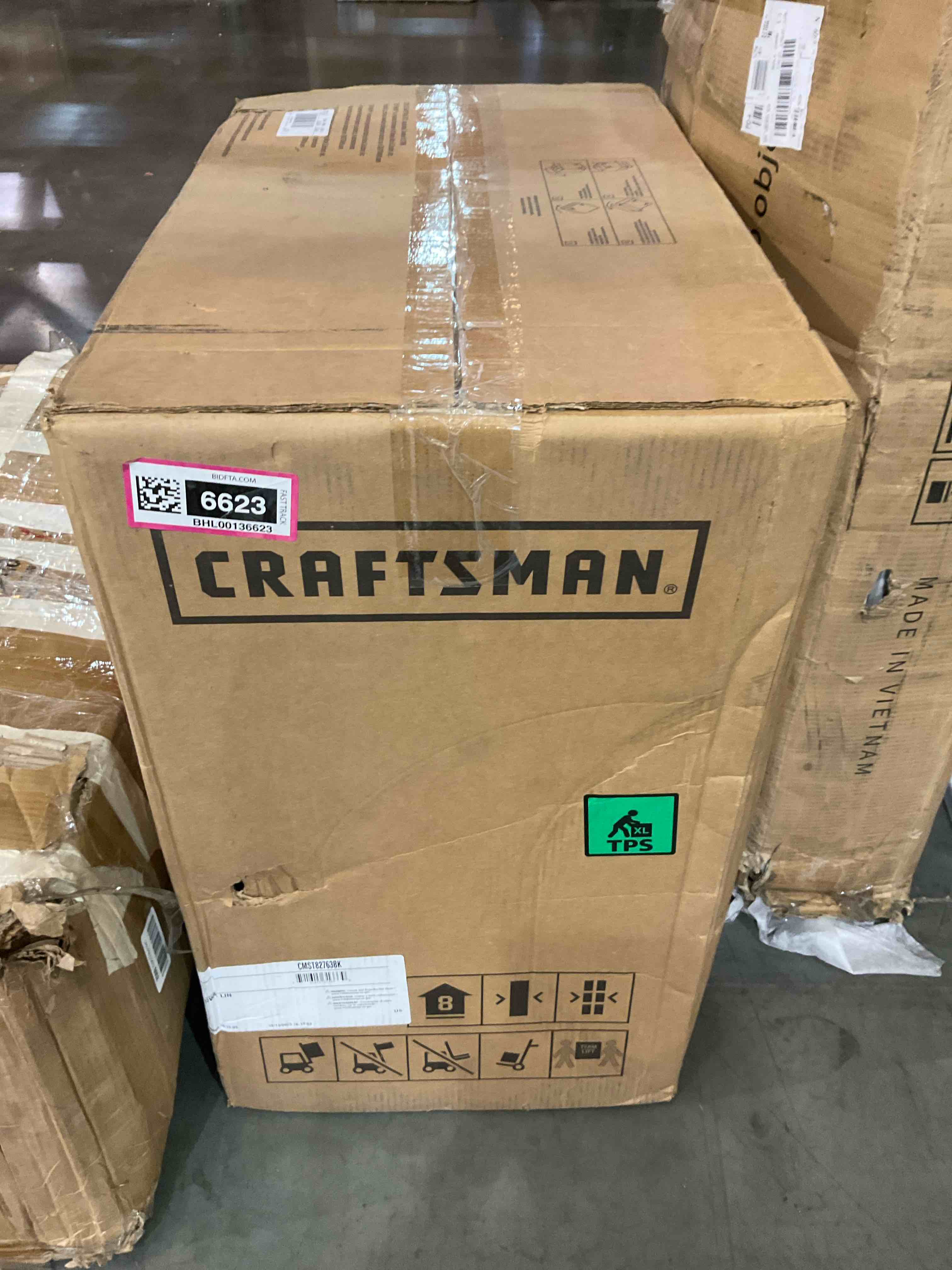 https://s3.amazonaws.com/lotting-images-prod/BargainHunt/BHL00136623_1723468901407.jpeg