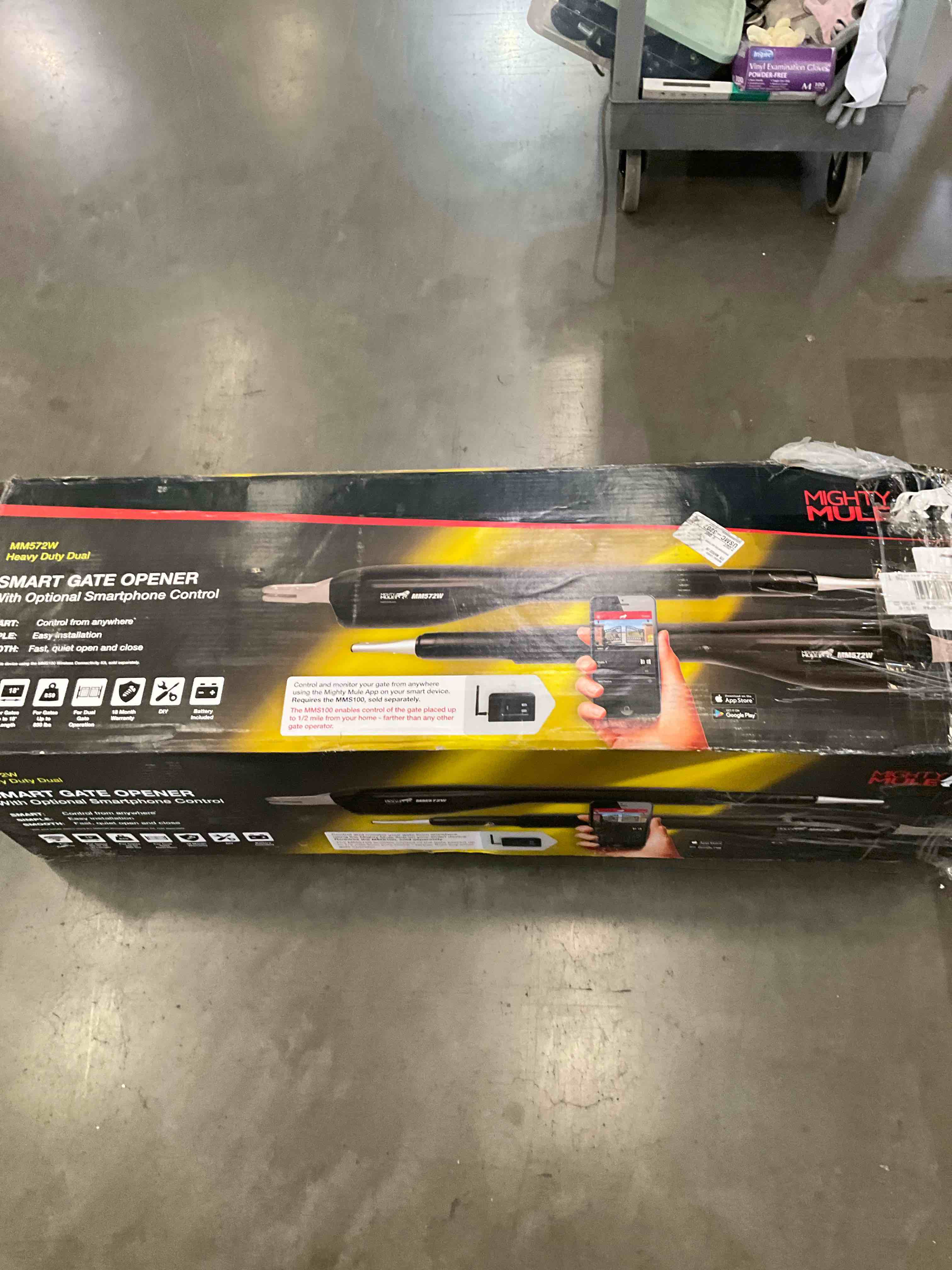 https://s3.amazonaws.com/lotting-images-prod/BargainHunt/BHL00136679_1723561250178.jpeg