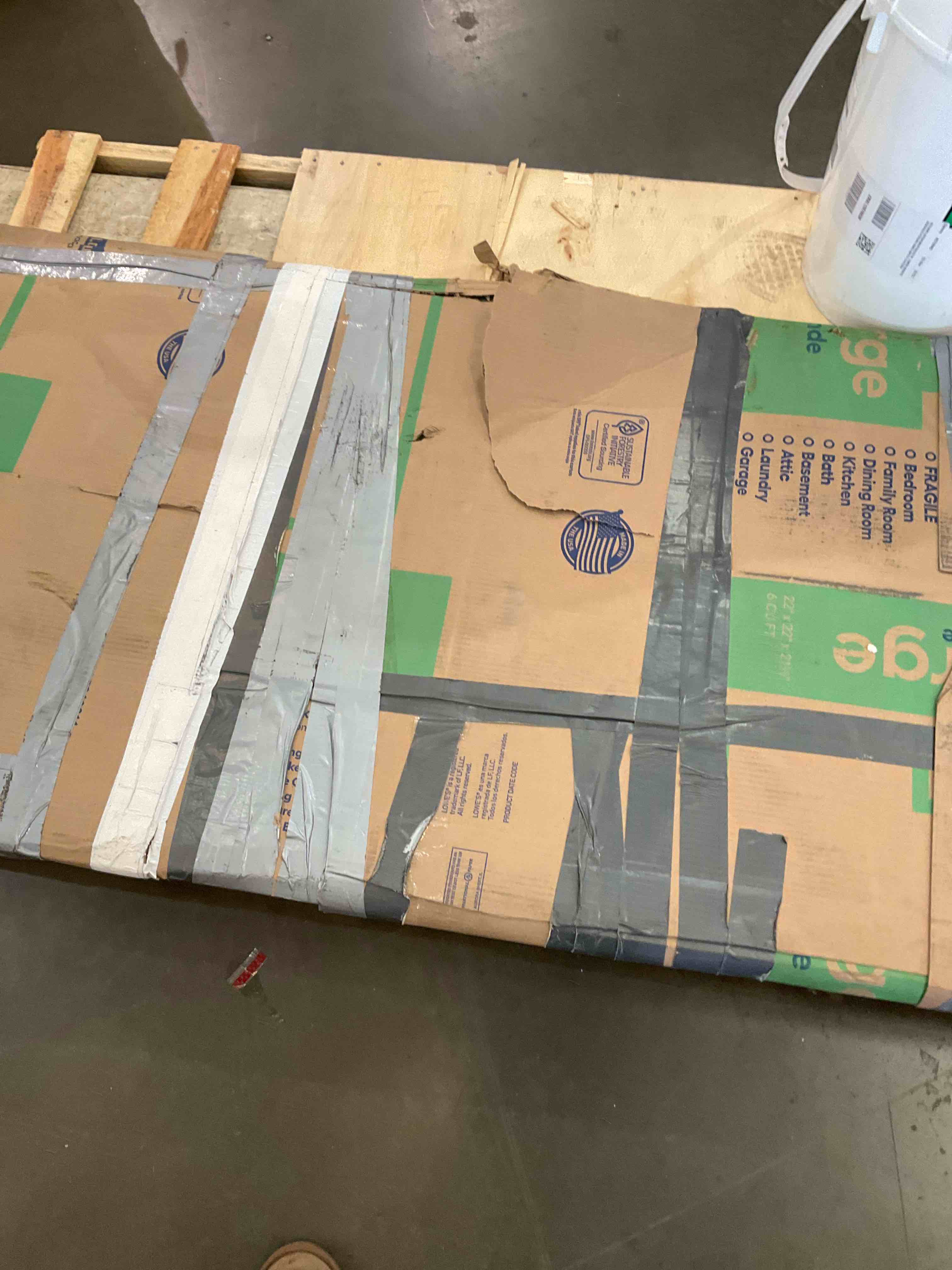 https://s3.amazonaws.com/lotting-images-prod/BargainHunt/BHL00136684_1723567886215.jpeg