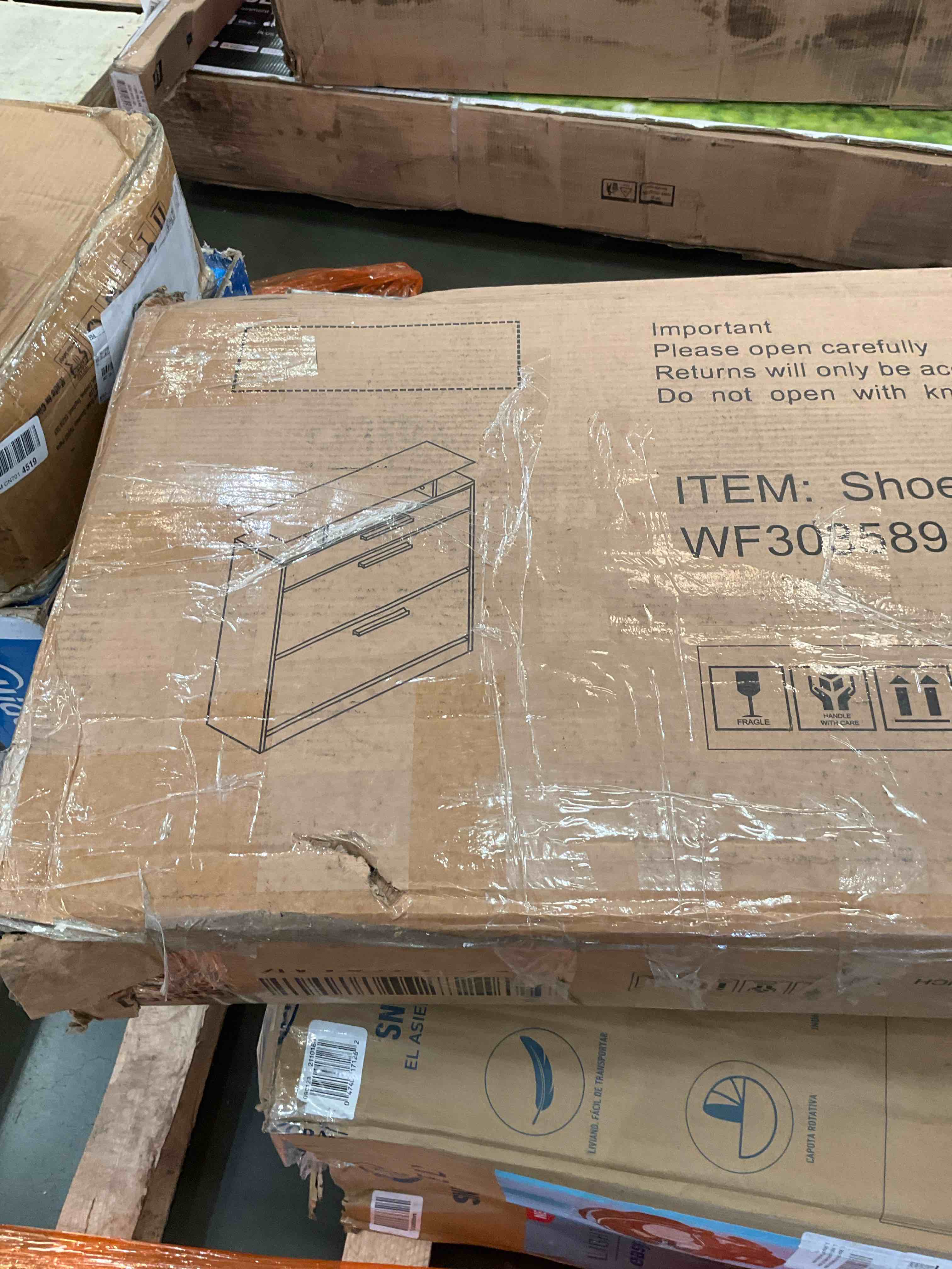 https://s3.amazonaws.com/lotting-images-prod/BargainHunt/BHL00136707_1723575855126.jpeg