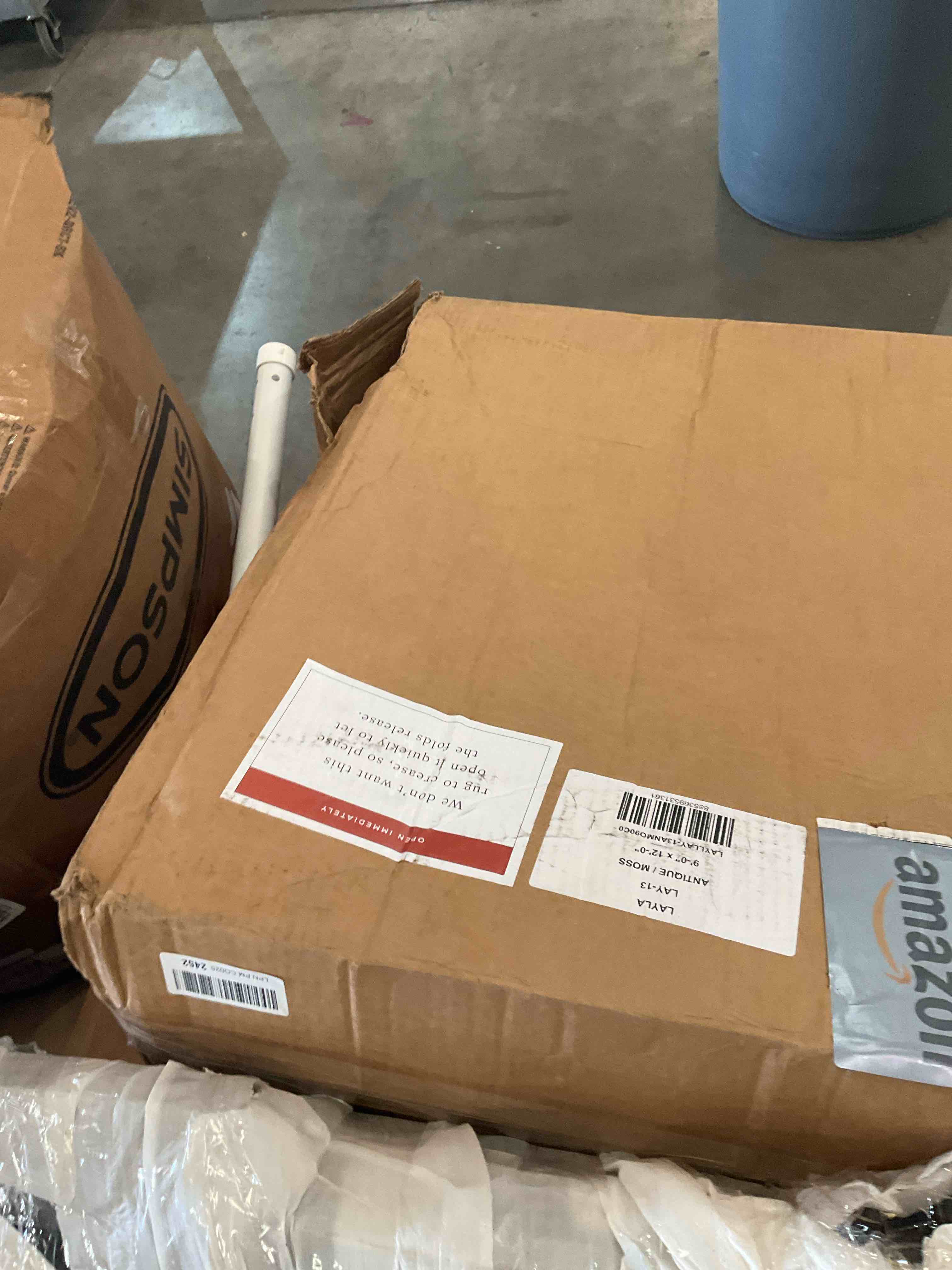 https://s3.amazonaws.com/lotting-images-prod/BargainHunt/BHL00136950_1723821644528.jpeg