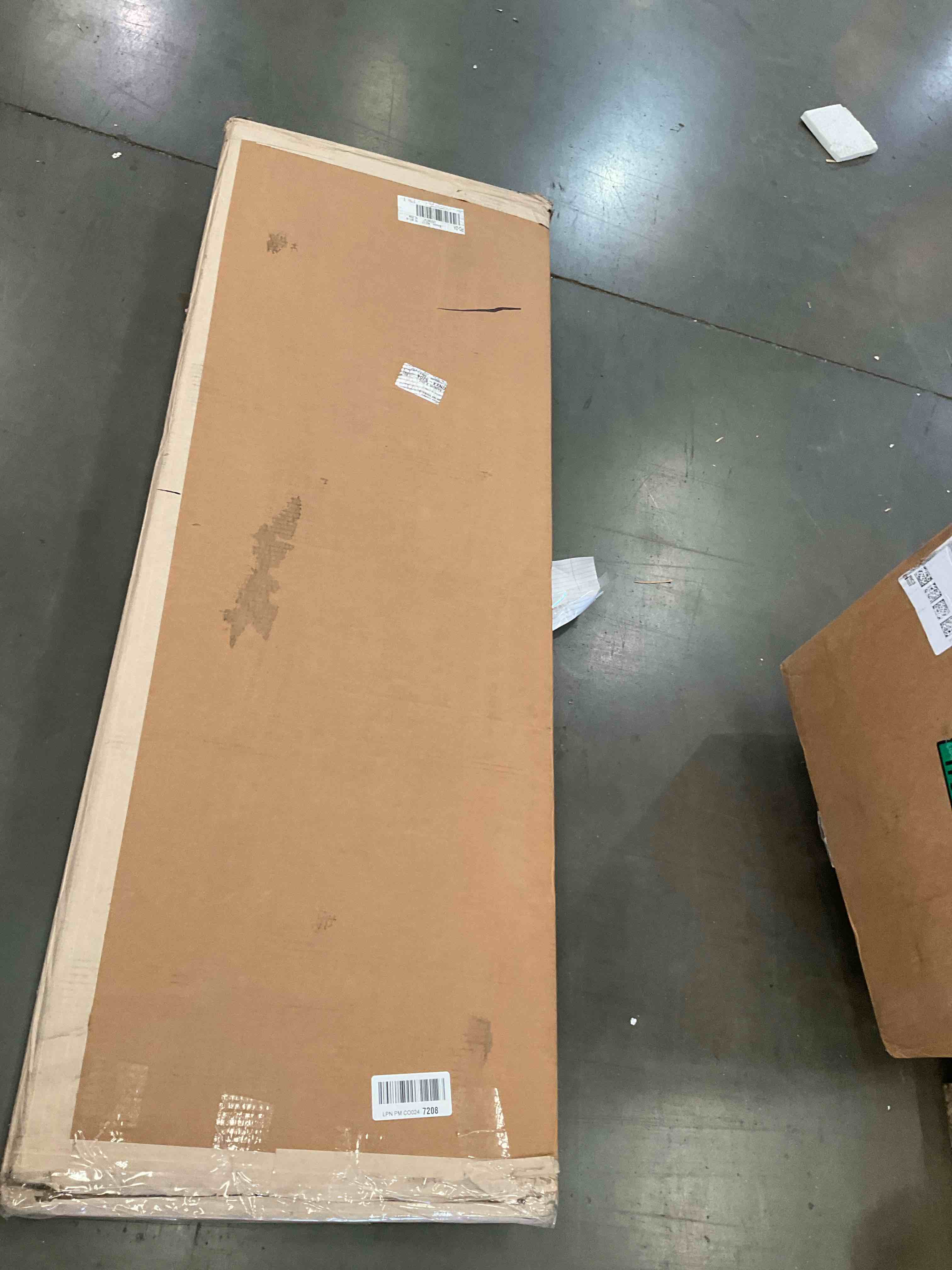 https://s3.amazonaws.com/lotting-images-prod/BargainHunt/BHL00137671_1719340916379.jpeg