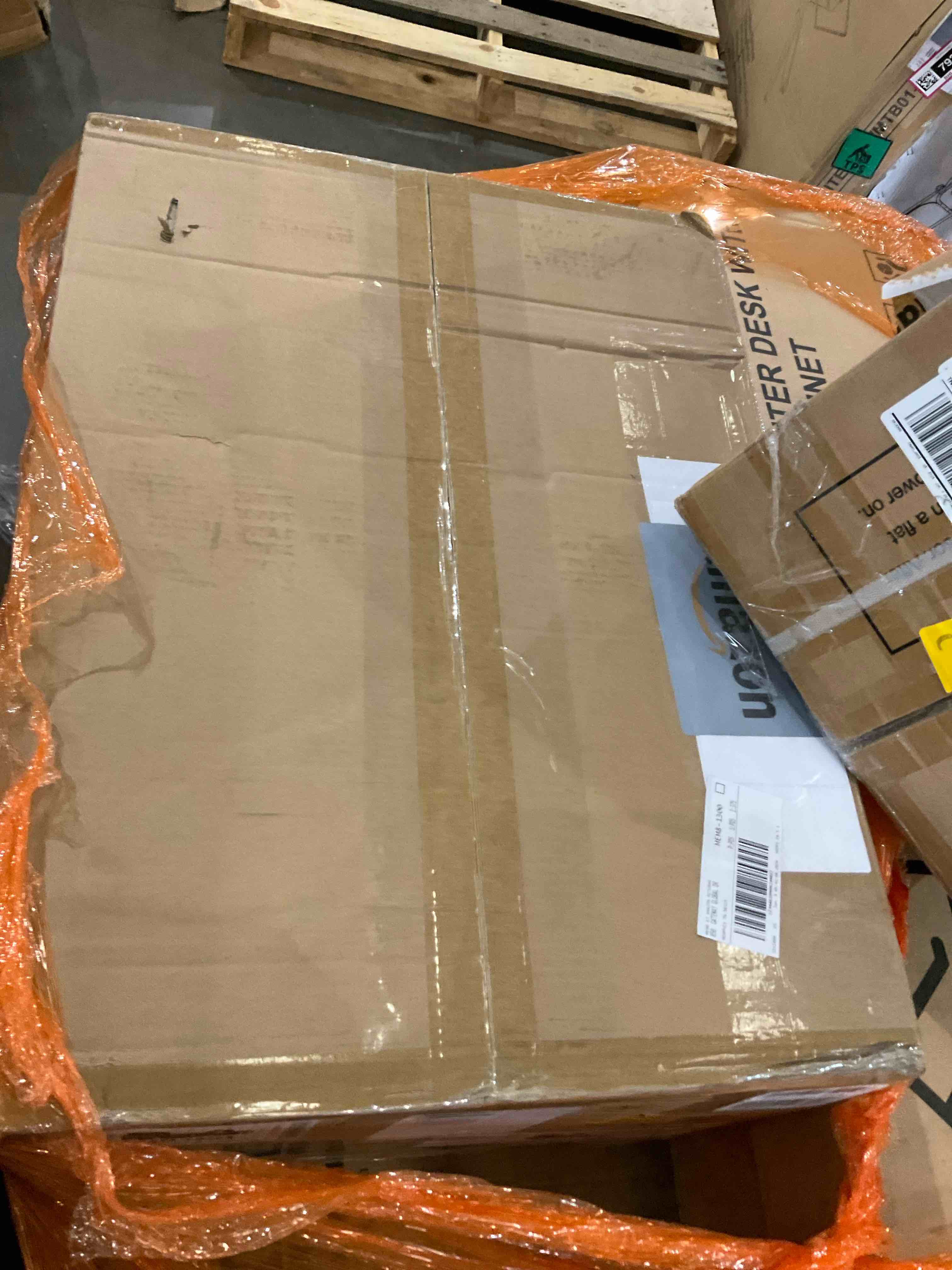 https://s3.amazonaws.com/lotting-images-prod/BargainHunt/BHL00137925_1719576515588.jpeg