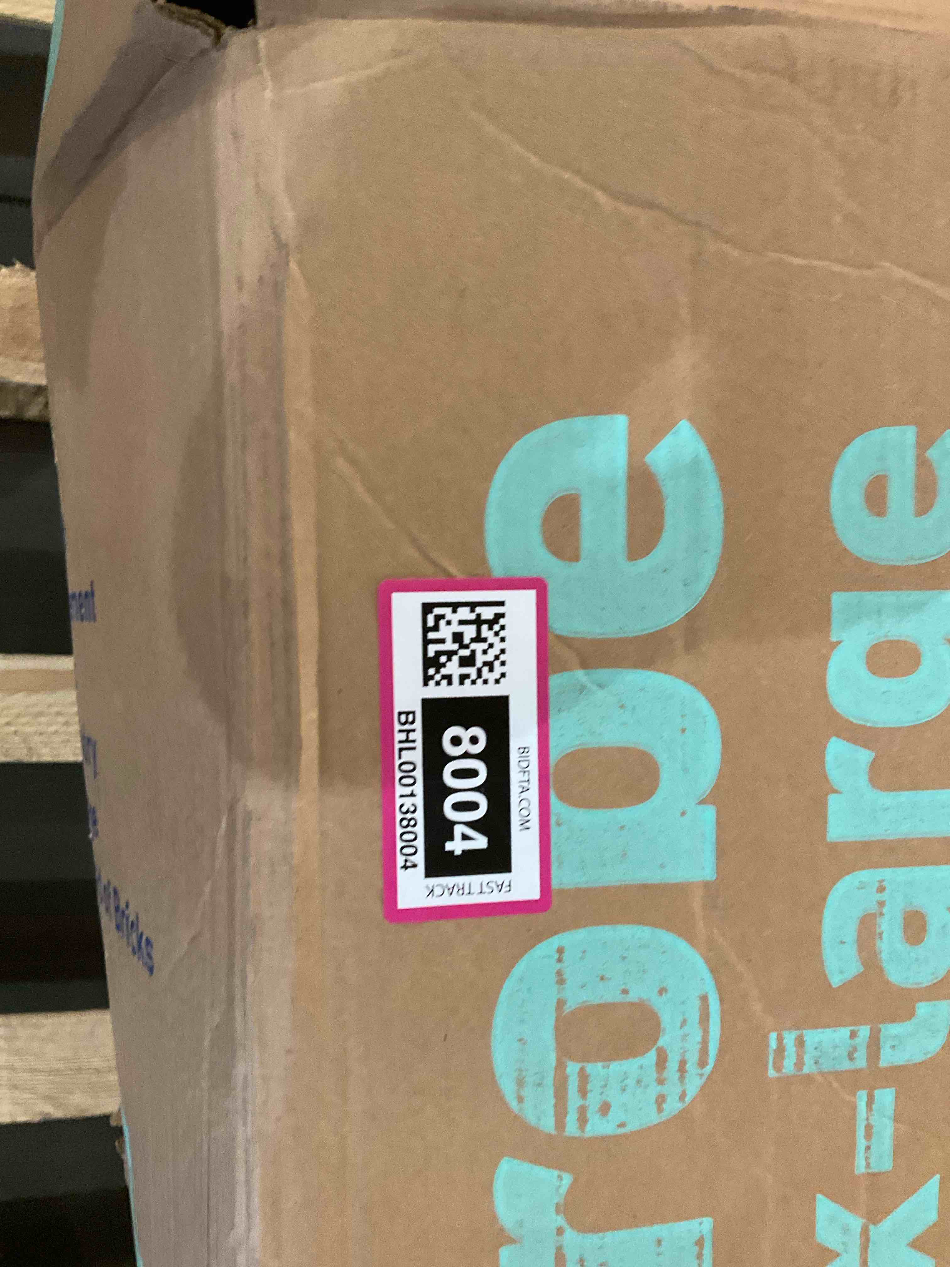 https://s3.amazonaws.com/lotting-images-prod/BargainHunt/BHL00138004_1716896833442.jpeg