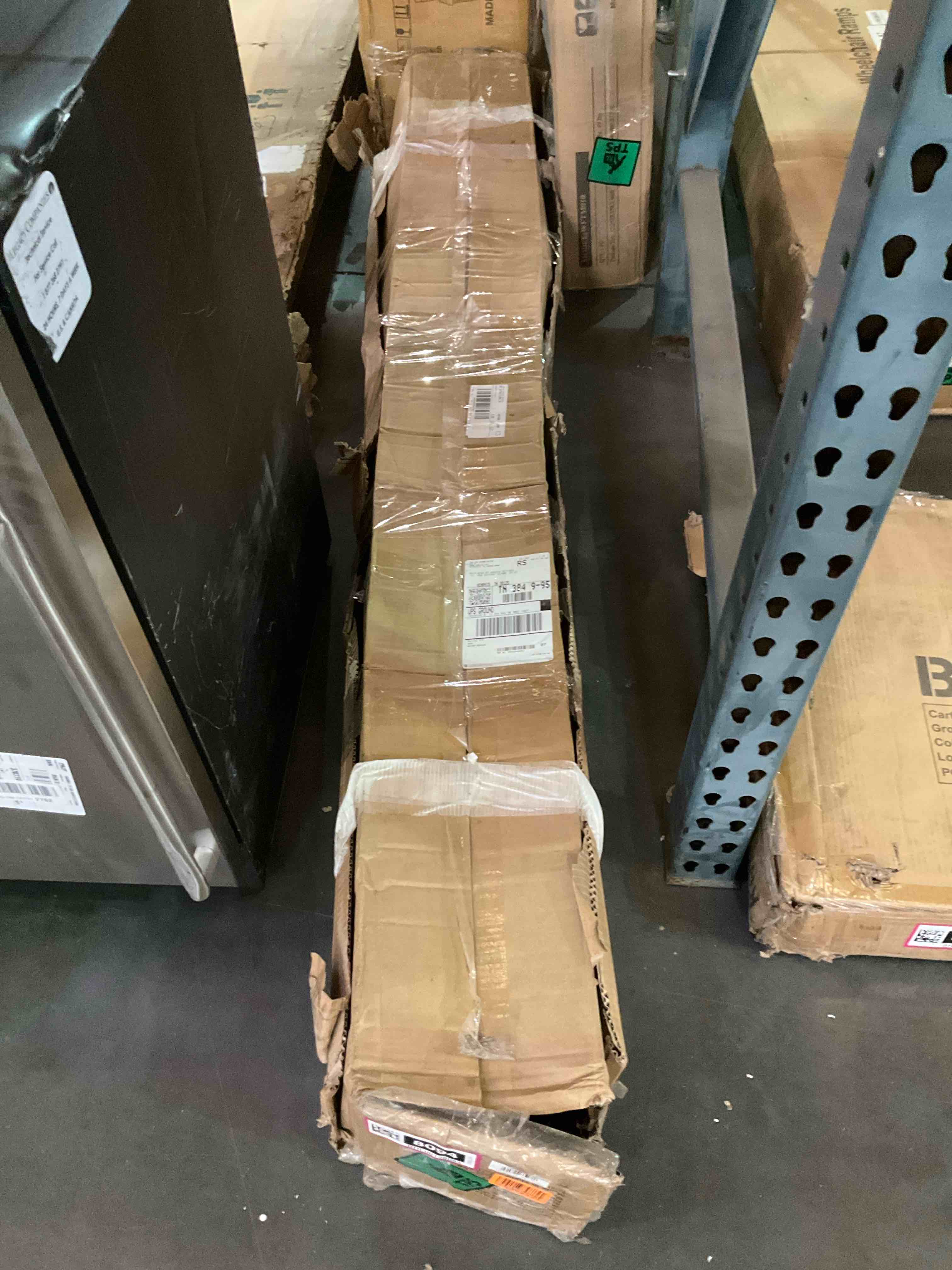 https://s3.amazonaws.com/lotting-images-prod/BargainHunt/BHL00138094_1717160576097.jpeg