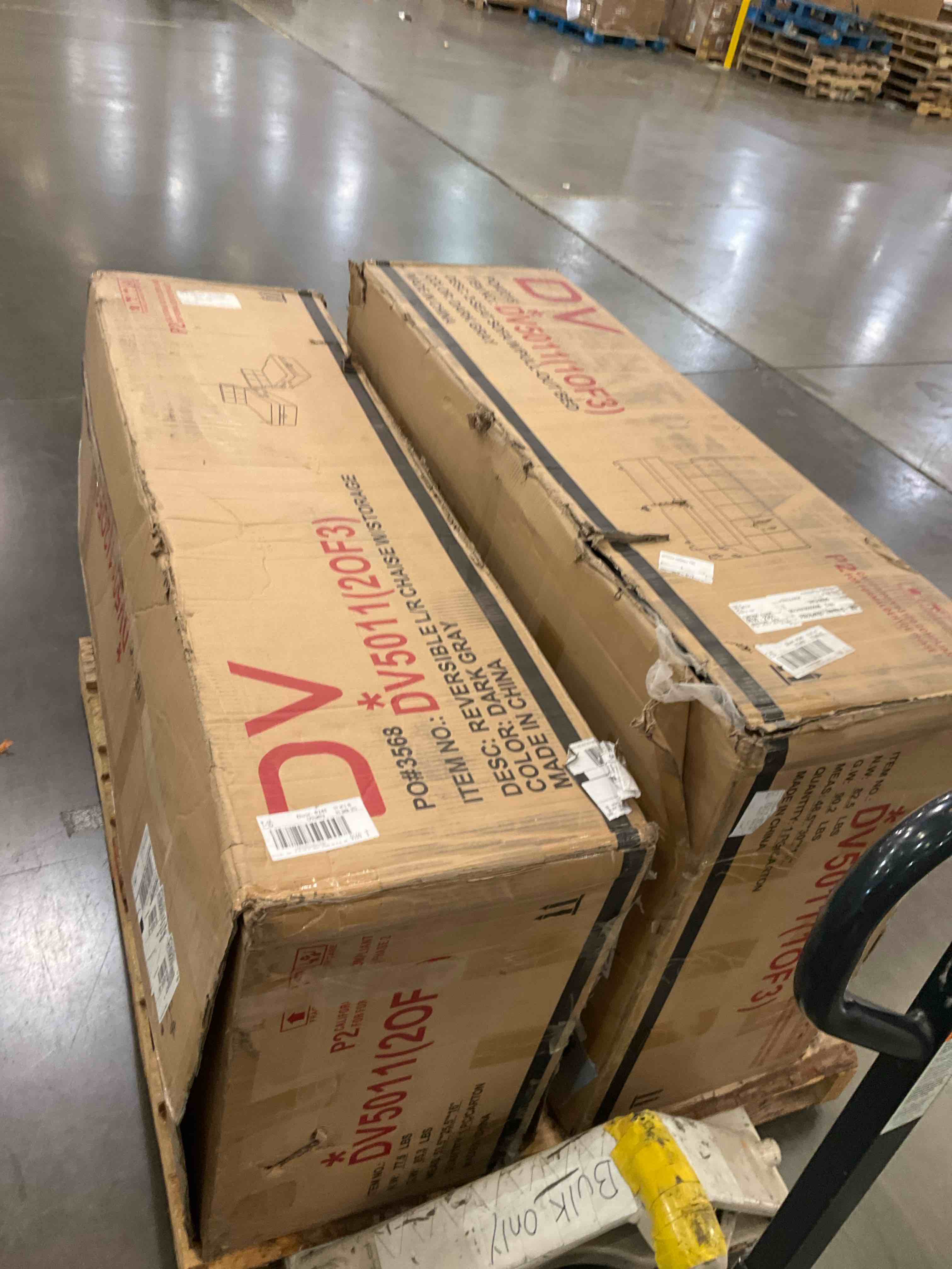 sectional box 1 & 2 only missing. is 3 sofa bed and reversible chaise 