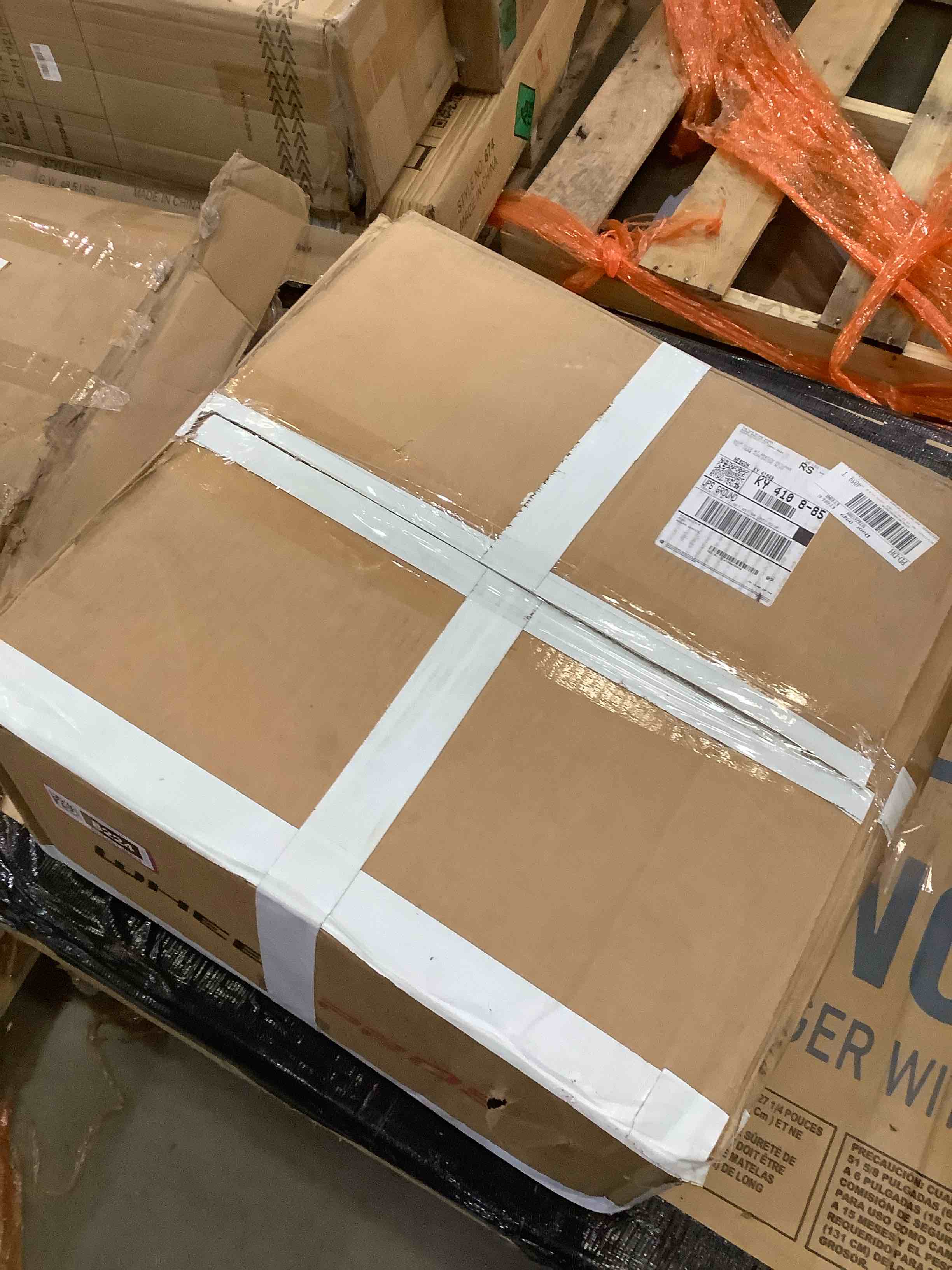 https://s3.amazonaws.com/lotting-images-prod/BargainHunt/BHL00138224_1717421585550.jpeg