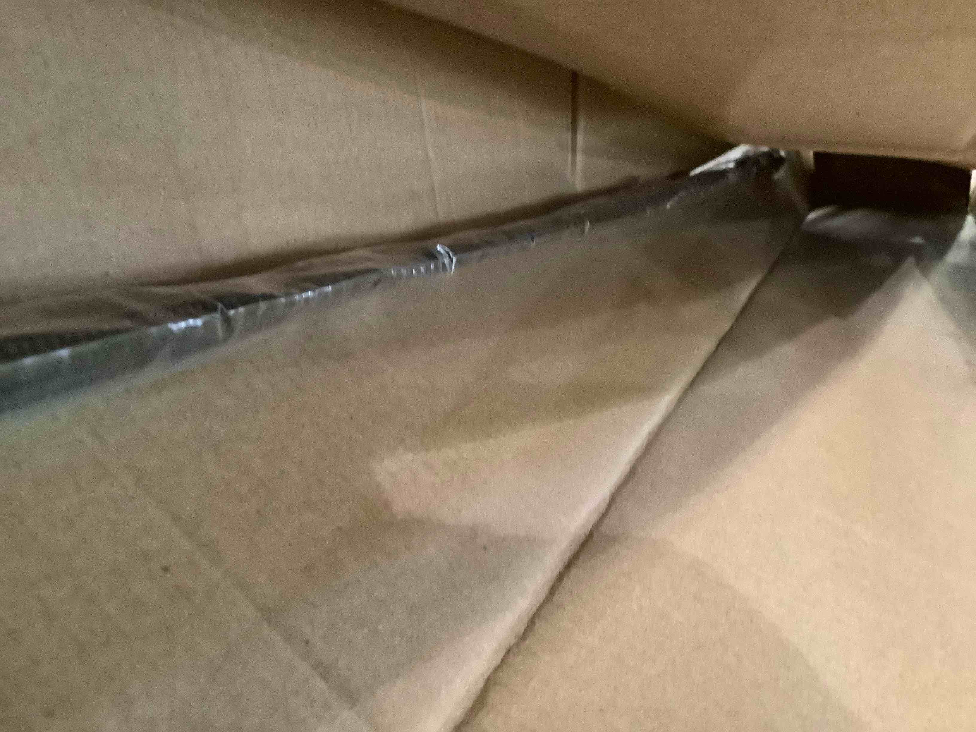 https://s3.amazonaws.com/lotting-images-prod/BargainHunt/BHL00138244_1717441044035.jpeg