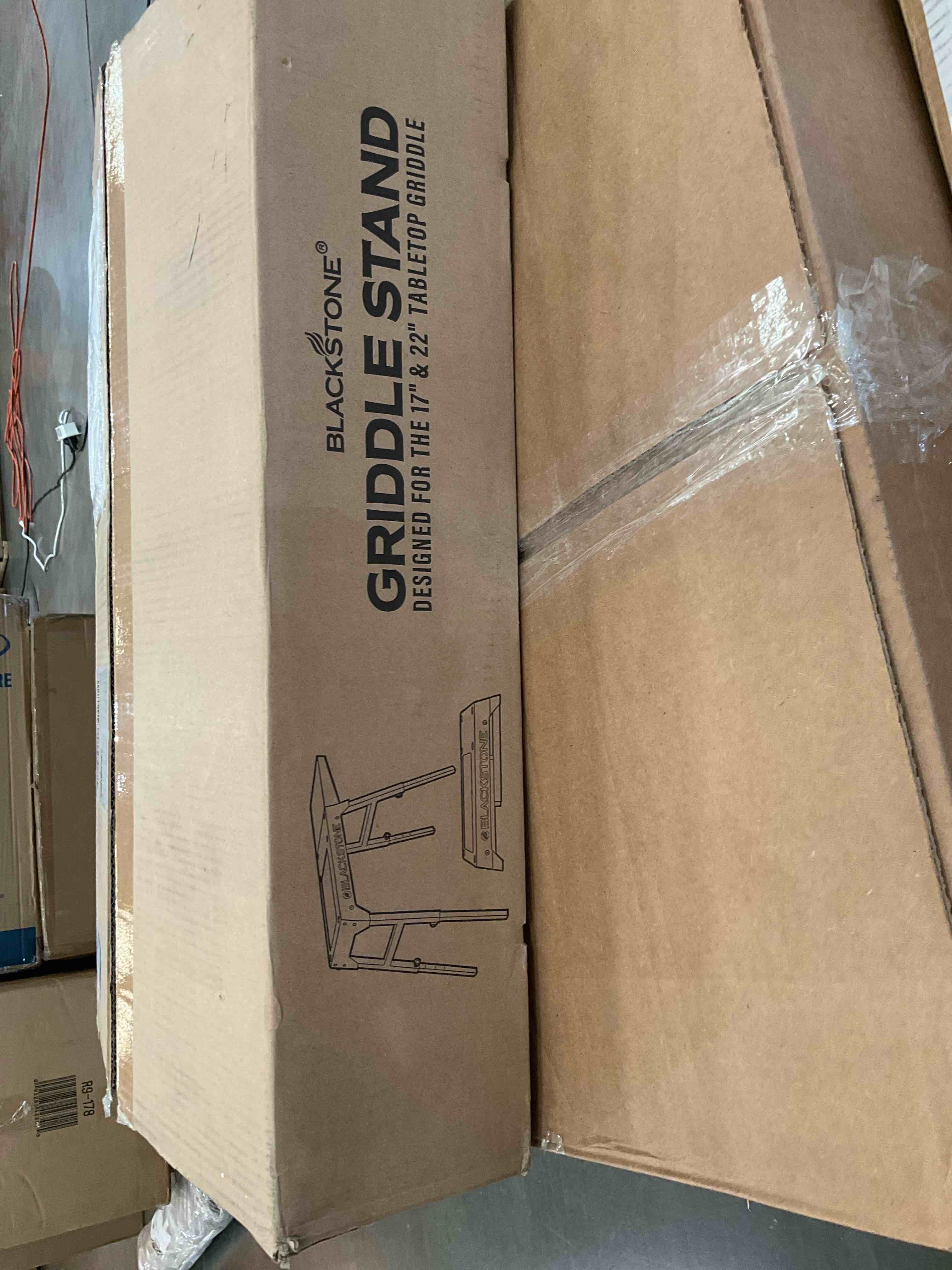 https://s3.amazonaws.com/lotting-images-prod/BargainHunt/BHL00138377_1717694727669.jpeg