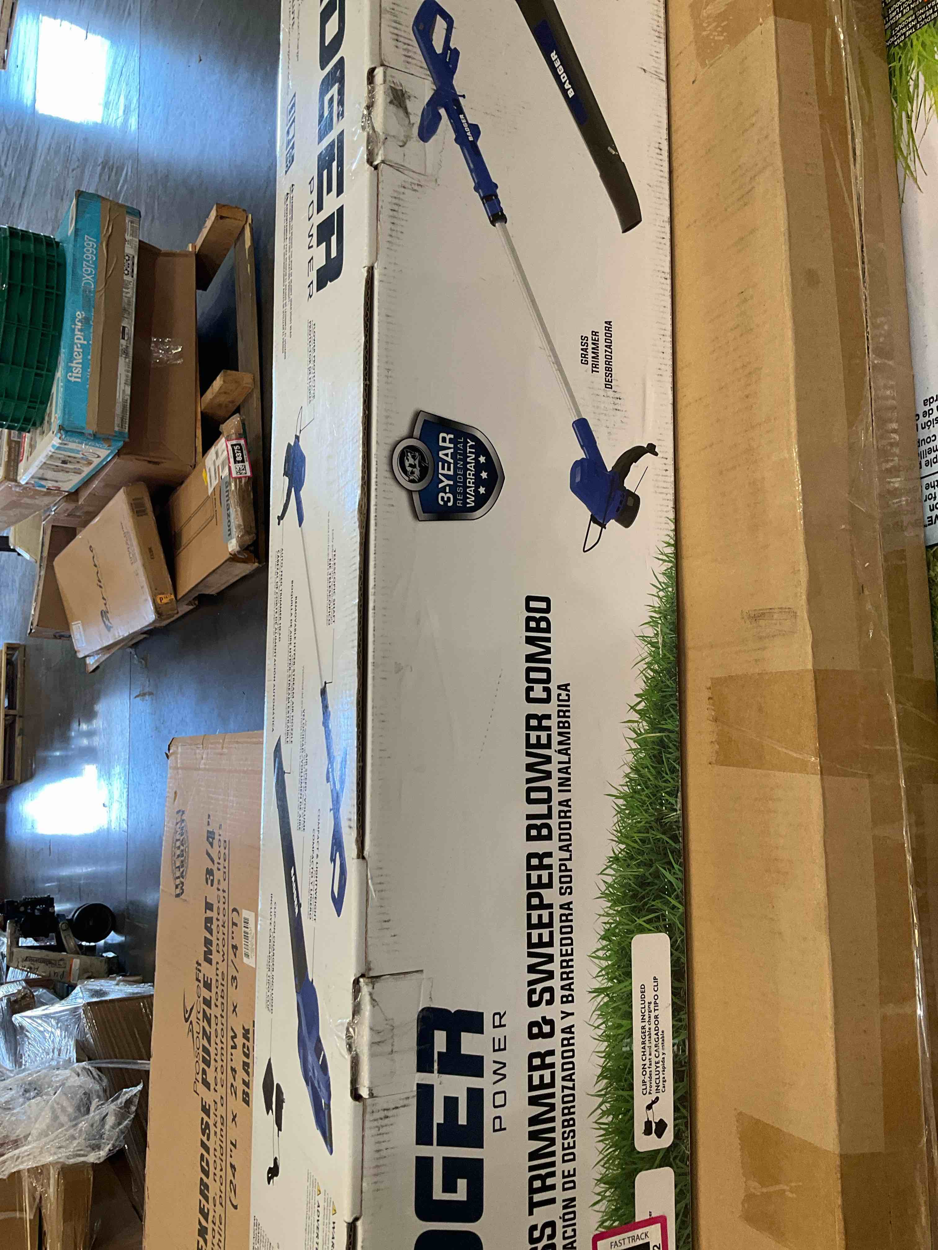 https://s3.amazonaws.com/lotting-images-prod/BargainHunt/BHL00138392_1717697127508.jpeg