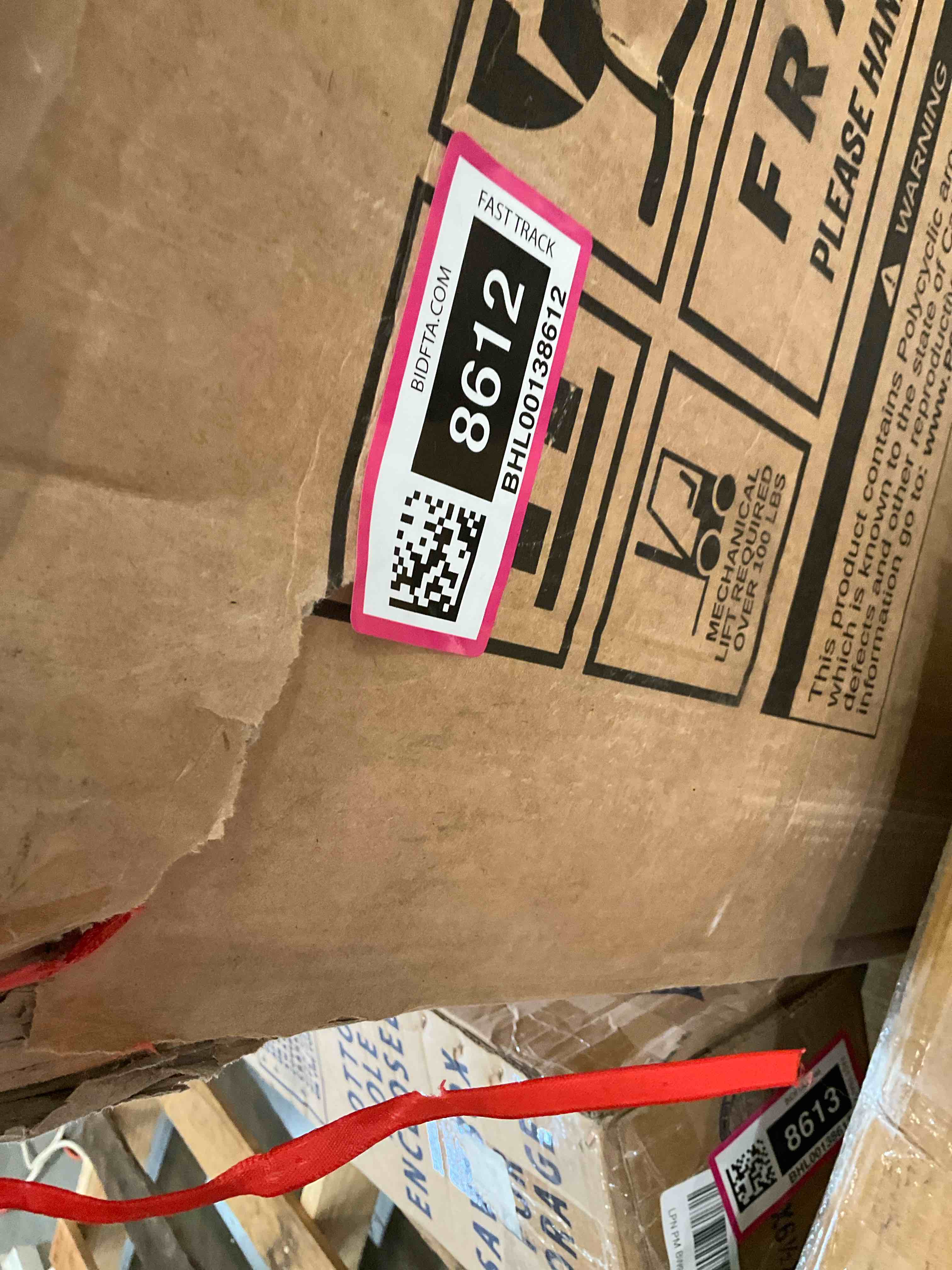 https://s3.amazonaws.com/lotting-images-prod/BargainHunt/BHL00138612_1720710099785.jpeg
