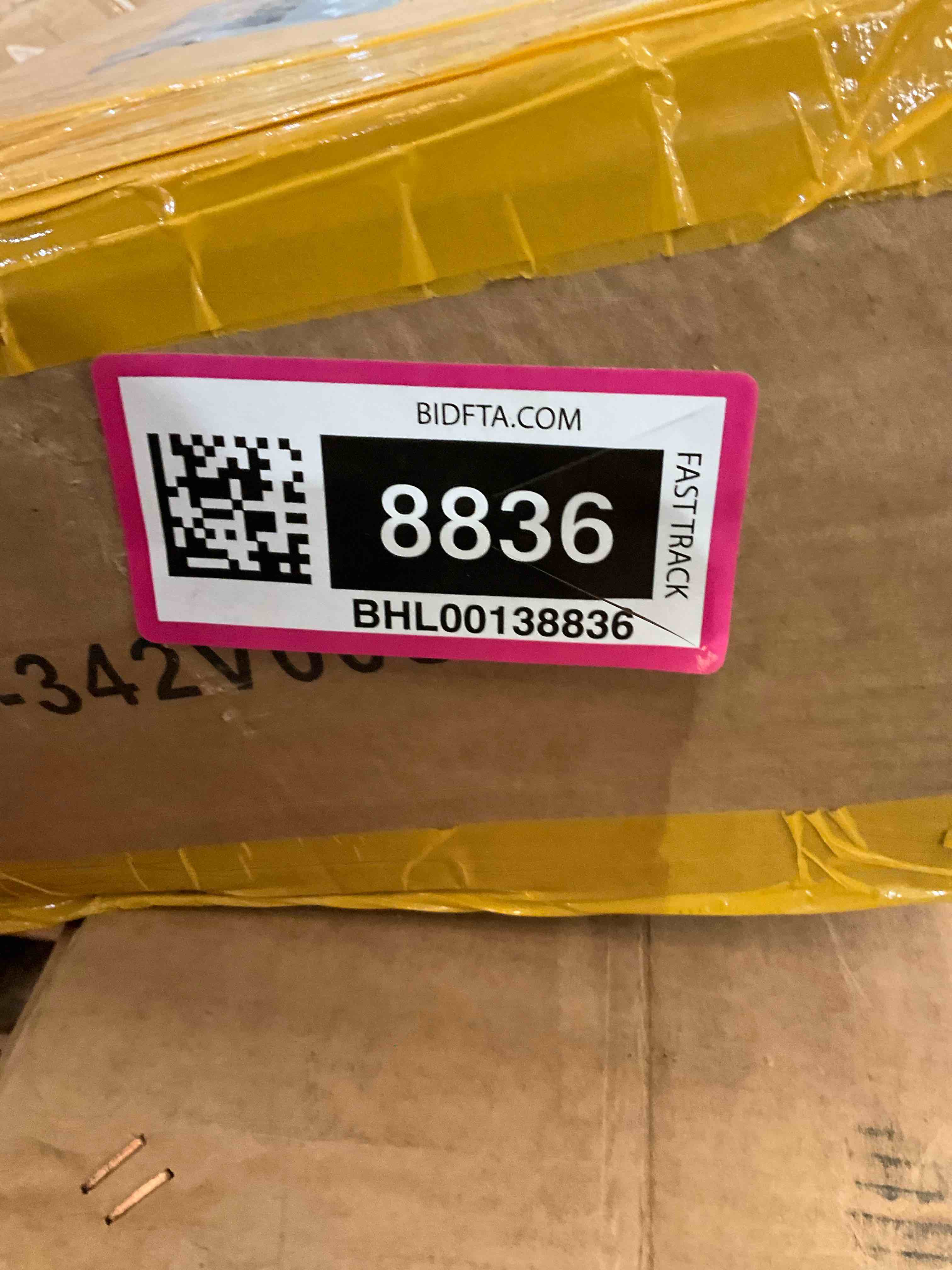 https://s3.amazonaws.com/lotting-images-prod/BargainHunt/BHL00138836_1721229885461.jpeg