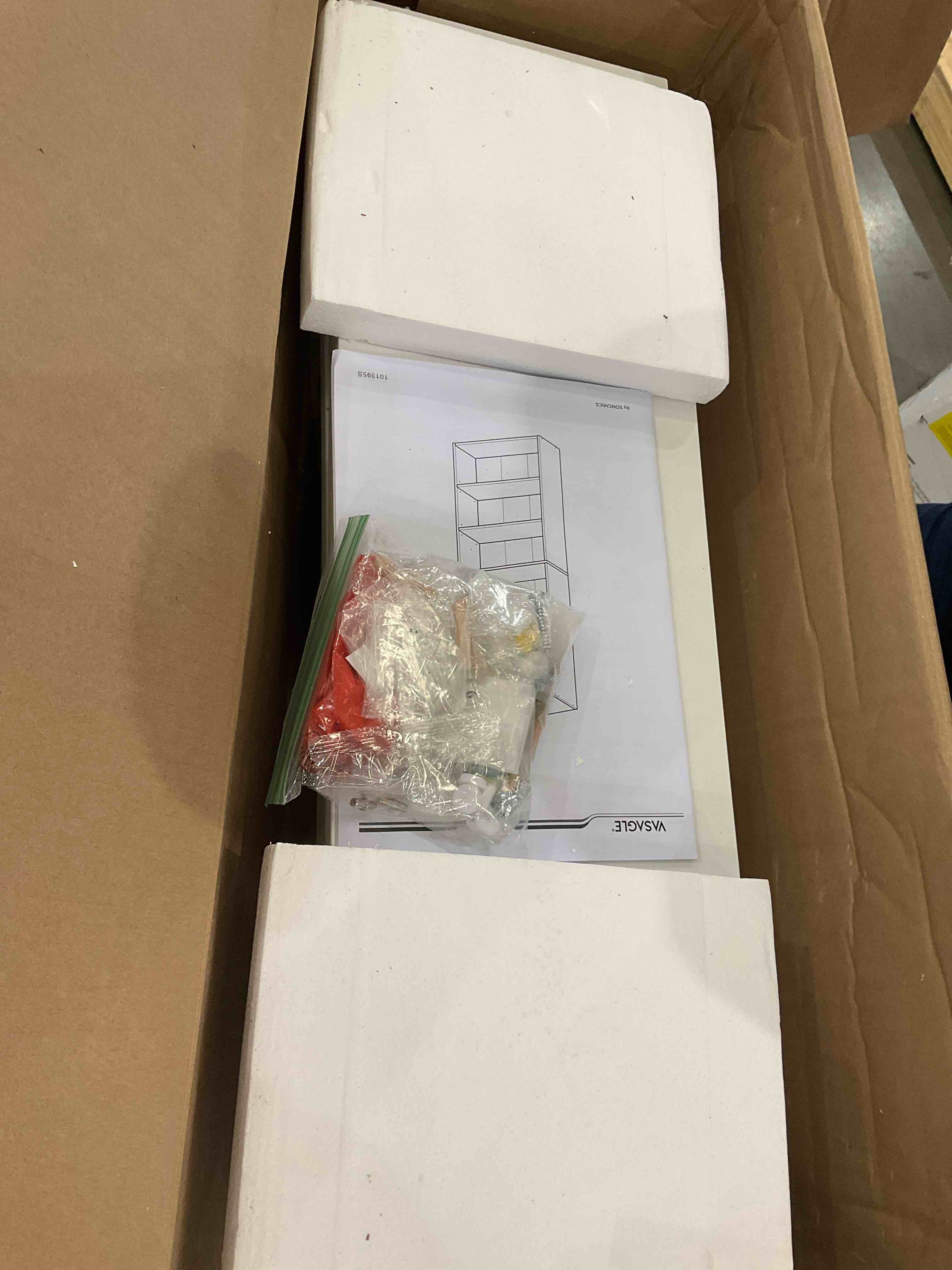 https://s3.amazonaws.com/lotting-images-prod/BargainHunt/BHL00139847_1722267789461.jpeg
