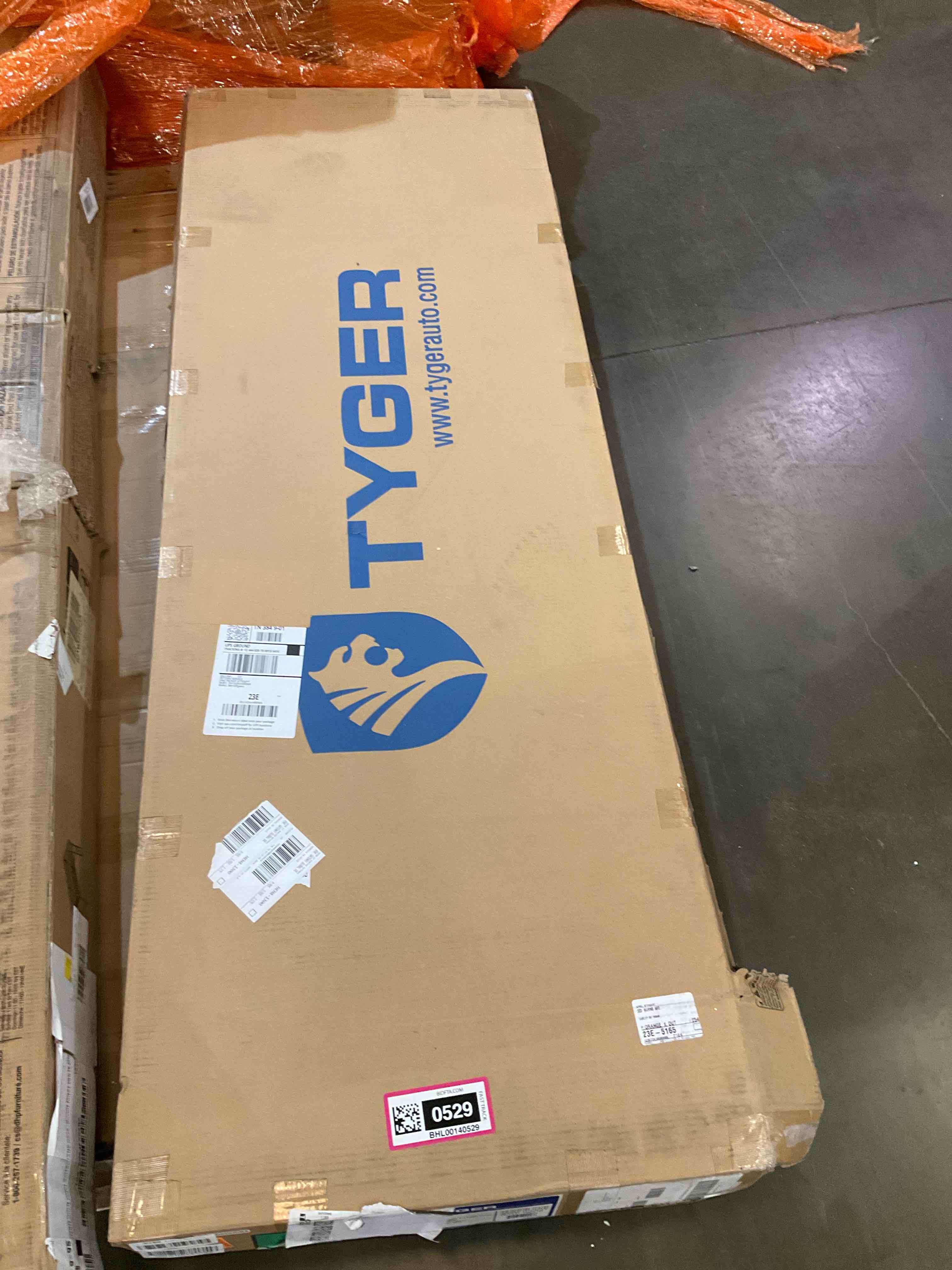 https://s3.amazonaws.com/lotting-images-prod/BargainHunt/BHL00140529_1709569394987.jpeg