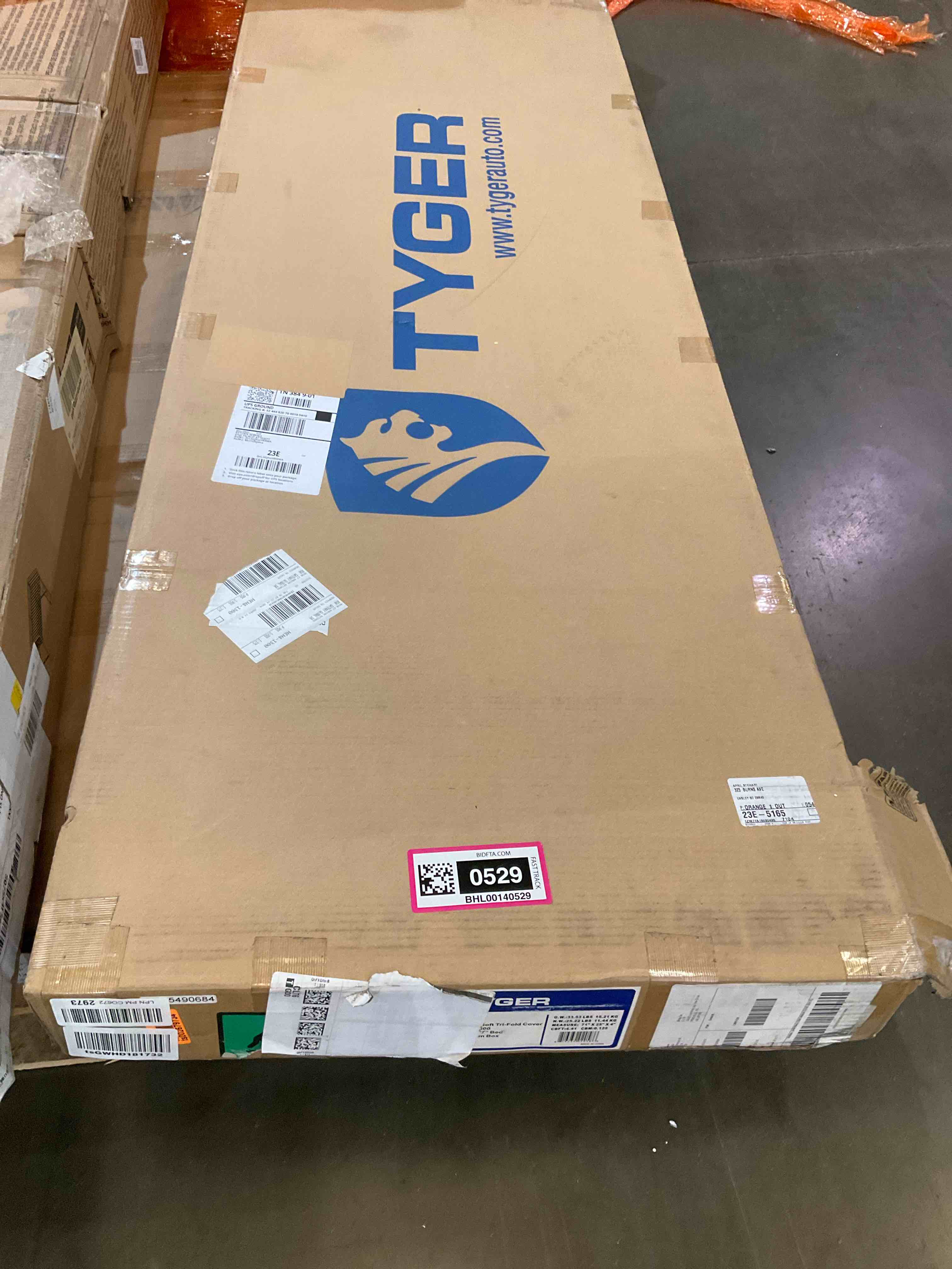 https://s3.amazonaws.com/lotting-images-prod/BargainHunt/BHL00140529_1709569398307.jpeg