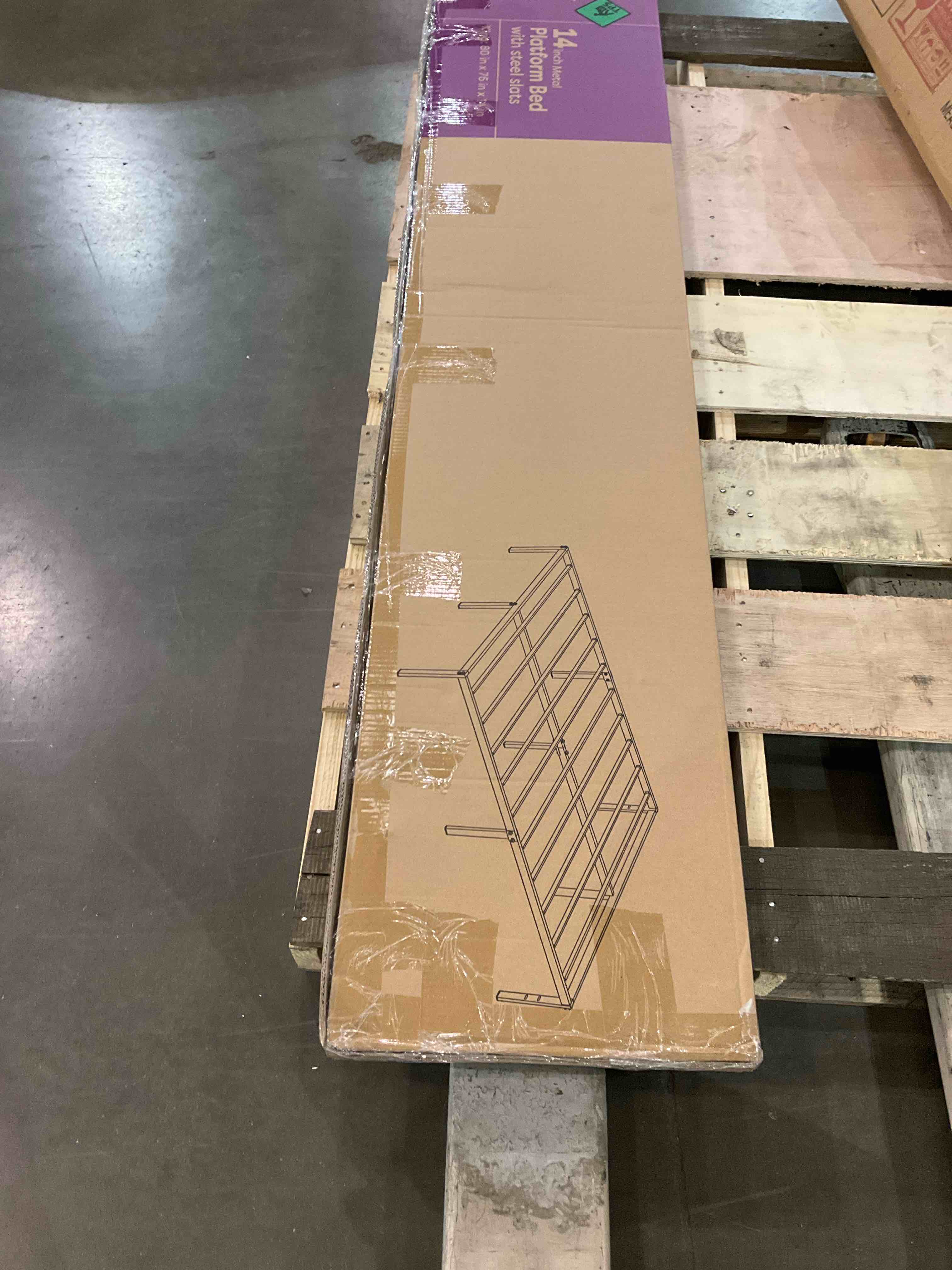 https://s3.amazonaws.com/lotting-images-prod/BargainHunt/BHL00140601_1709667980471.jpeg