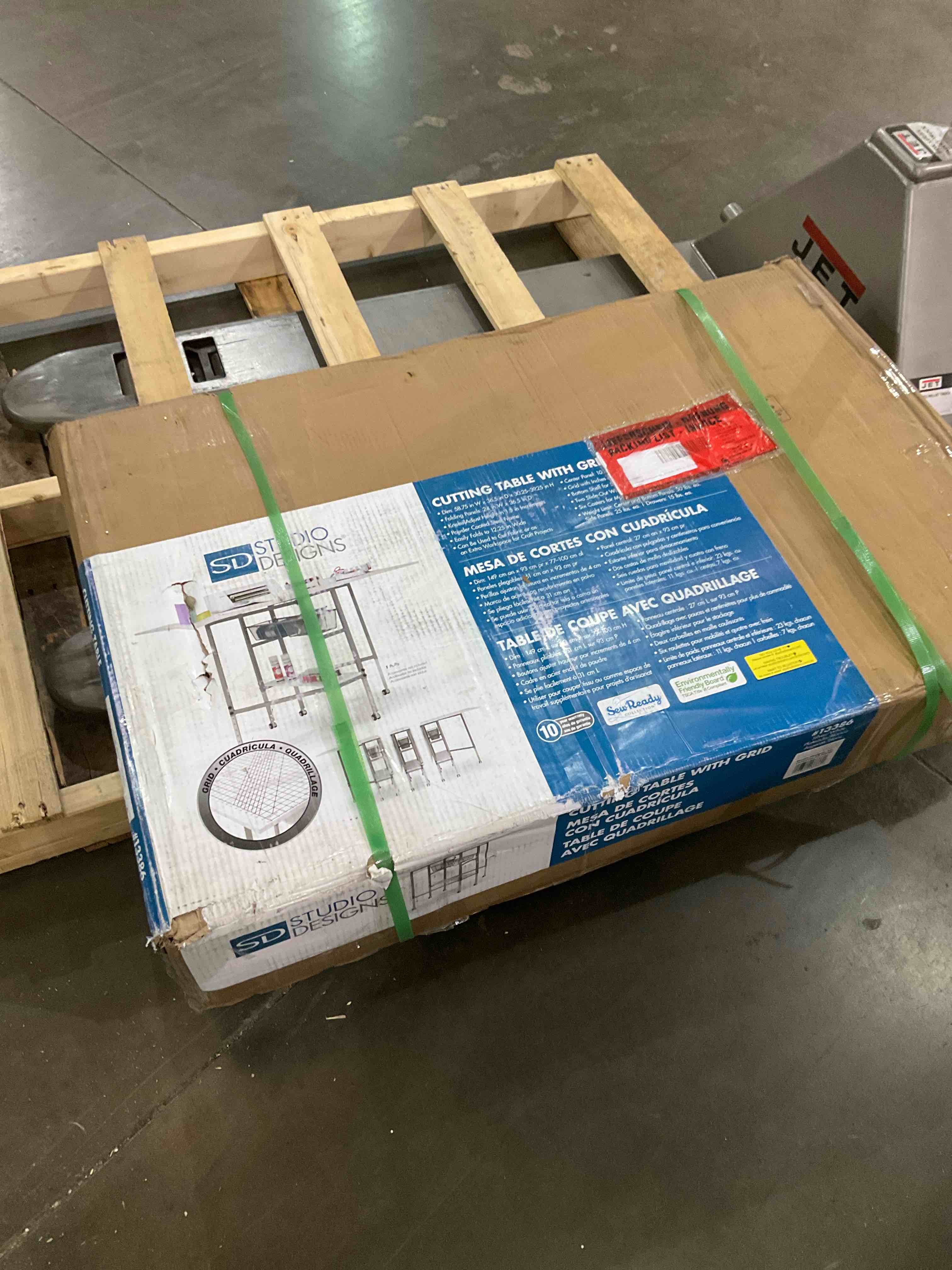 https://s3.amazonaws.com/lotting-images-prod/BargainHunt/BHL00141049_1711376293820.jpeg