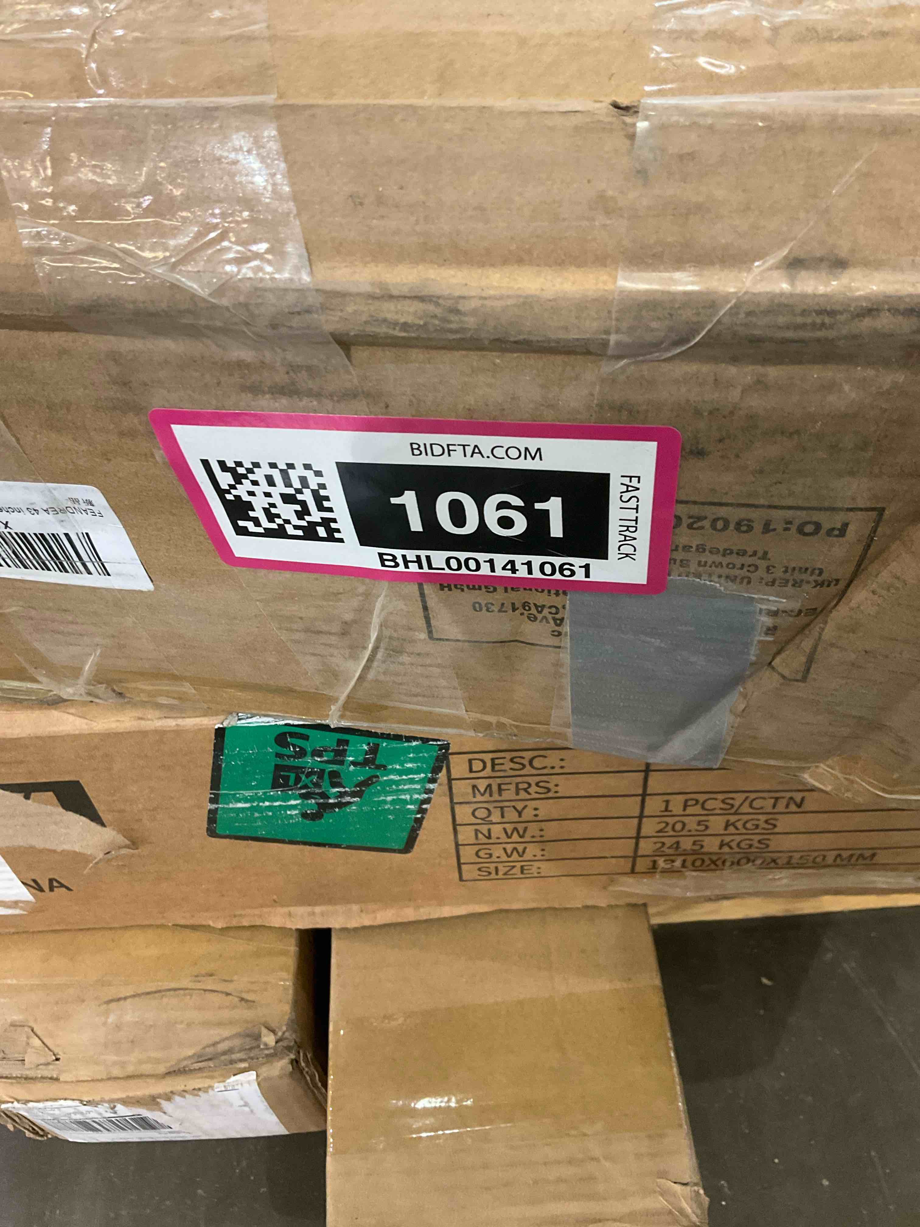 https://s3.amazonaws.com/lotting-images-prod/BargainHunt/BHL00141061_1711379213790.jpeg