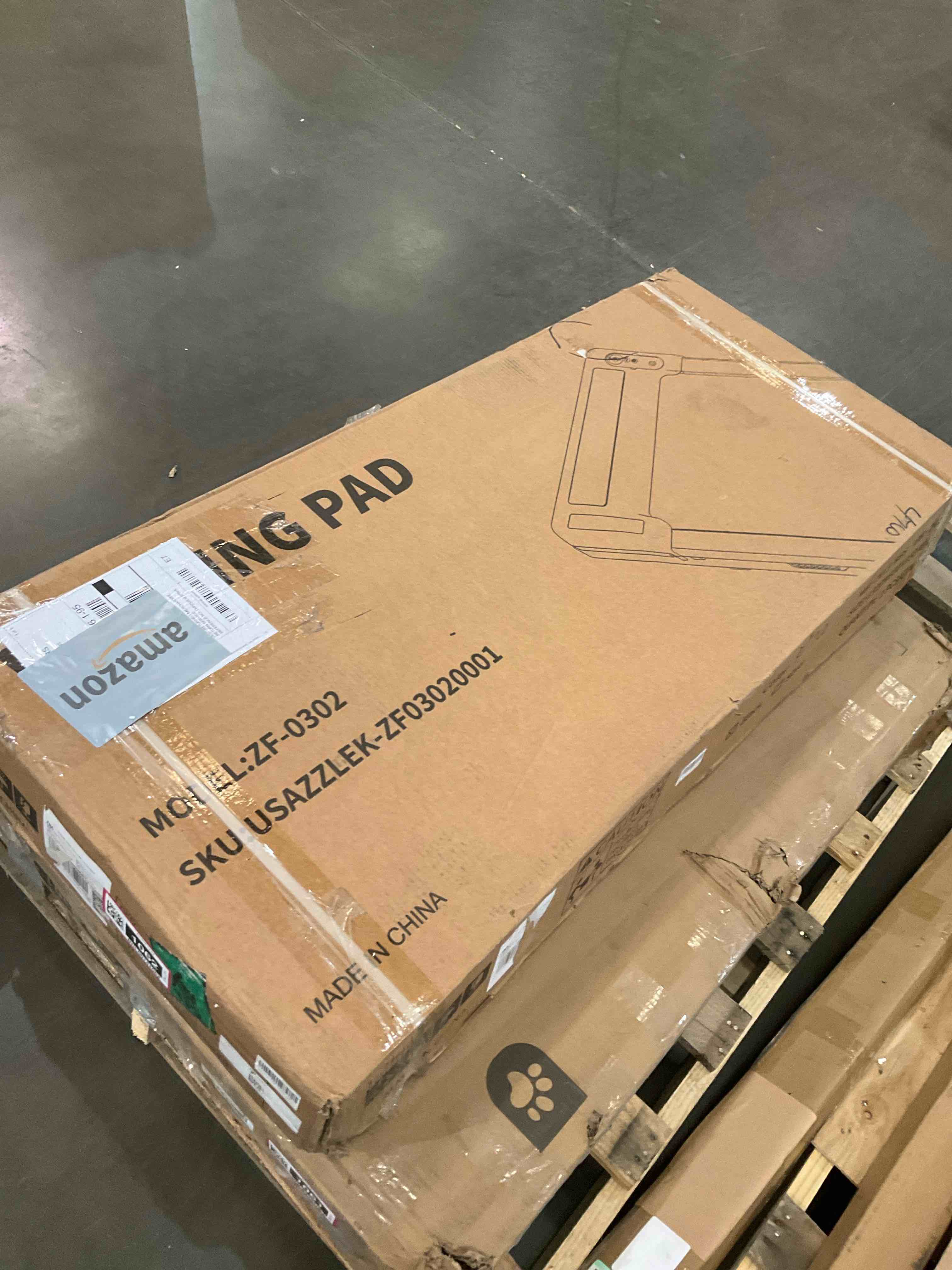 https://s3.amazonaws.com/lotting-images-prod/BargainHunt/BHL00141062_1711379323917.jpeg