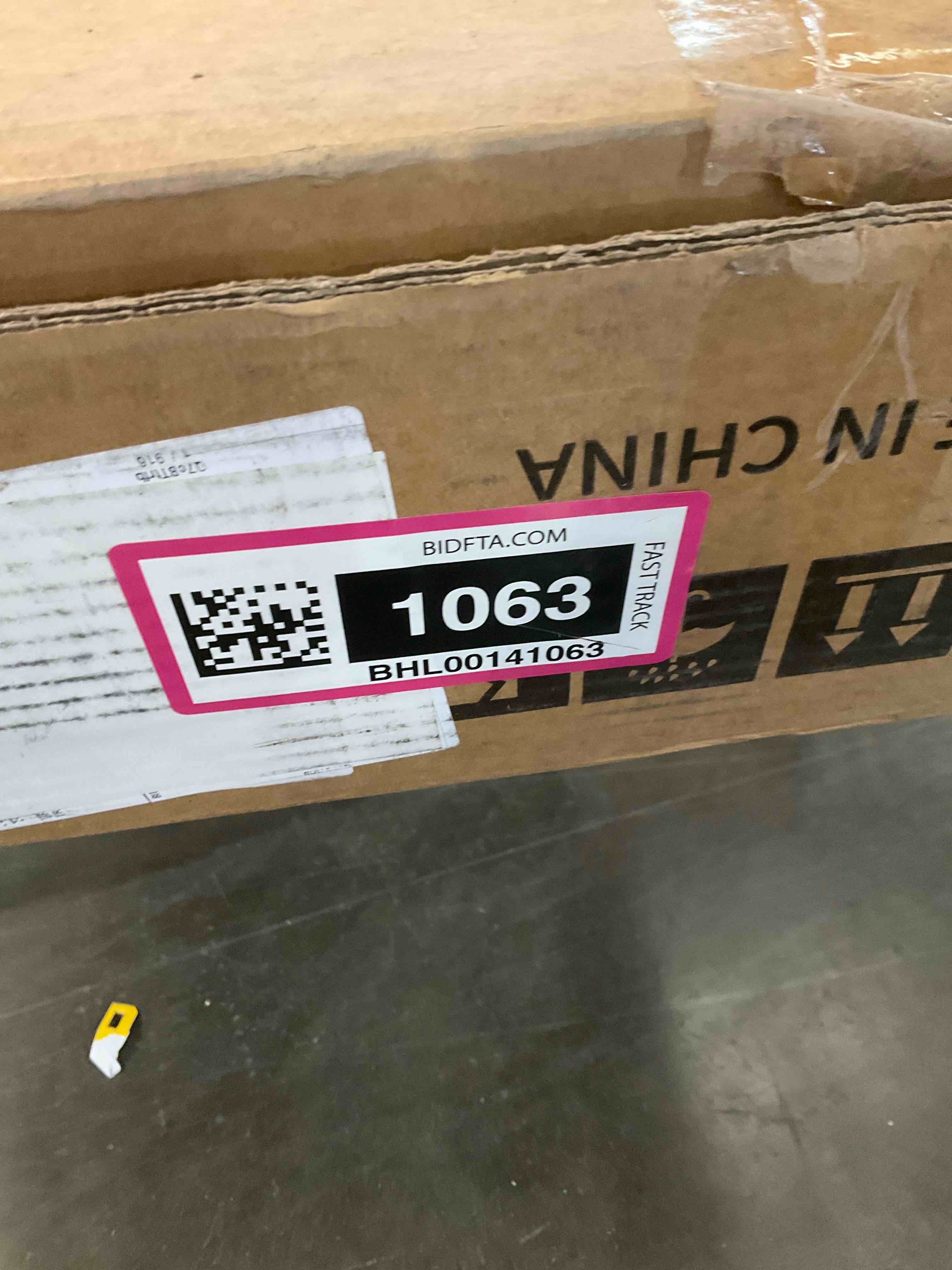 https://s3.amazonaws.com/lotting-images-prod/BargainHunt/BHL00141063_1711379363057.jpeg