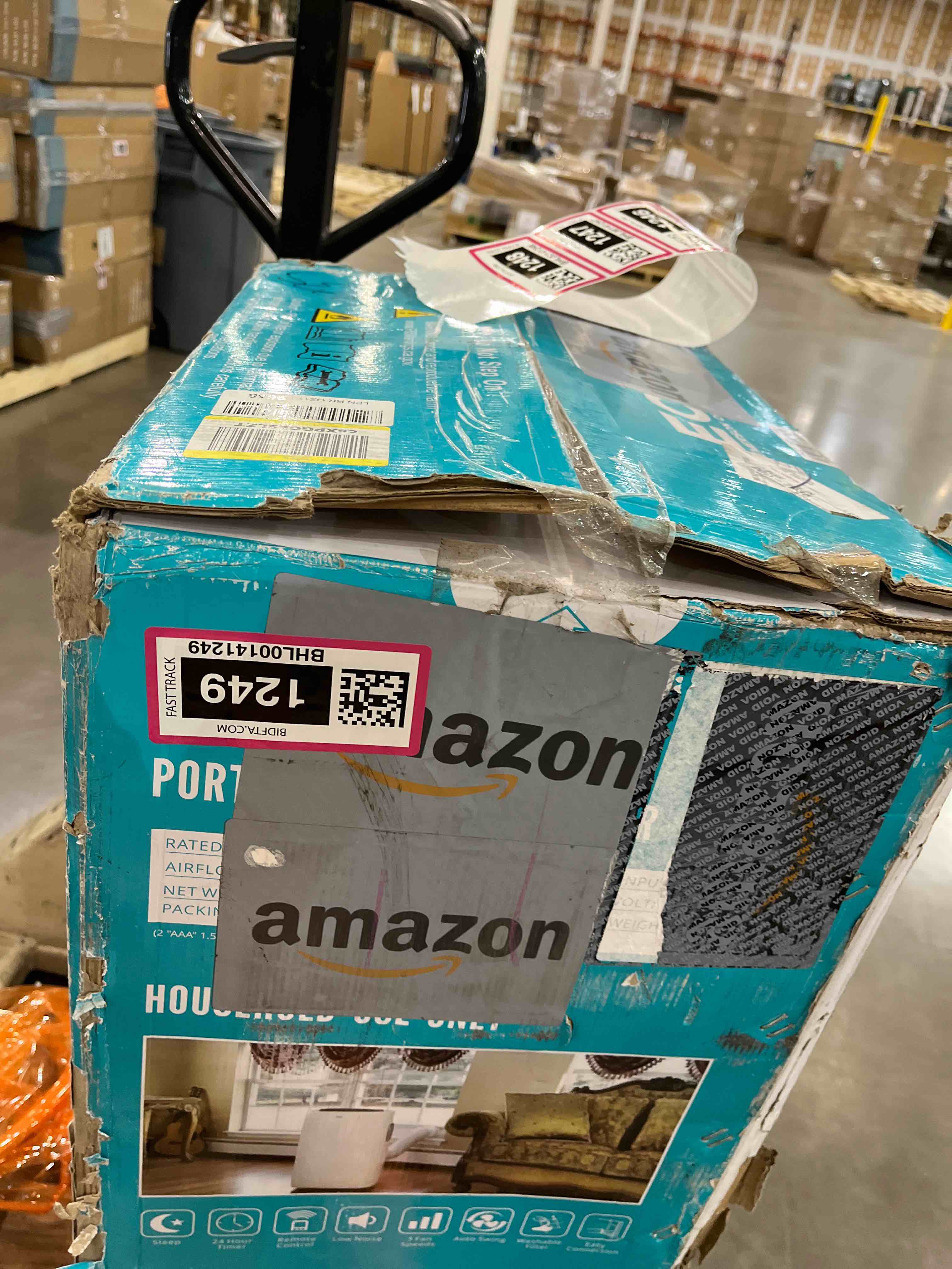 https://s3.amazonaws.com/lotting-images-prod/BargainHunt/BHL00141249_1712249103922.jpeg