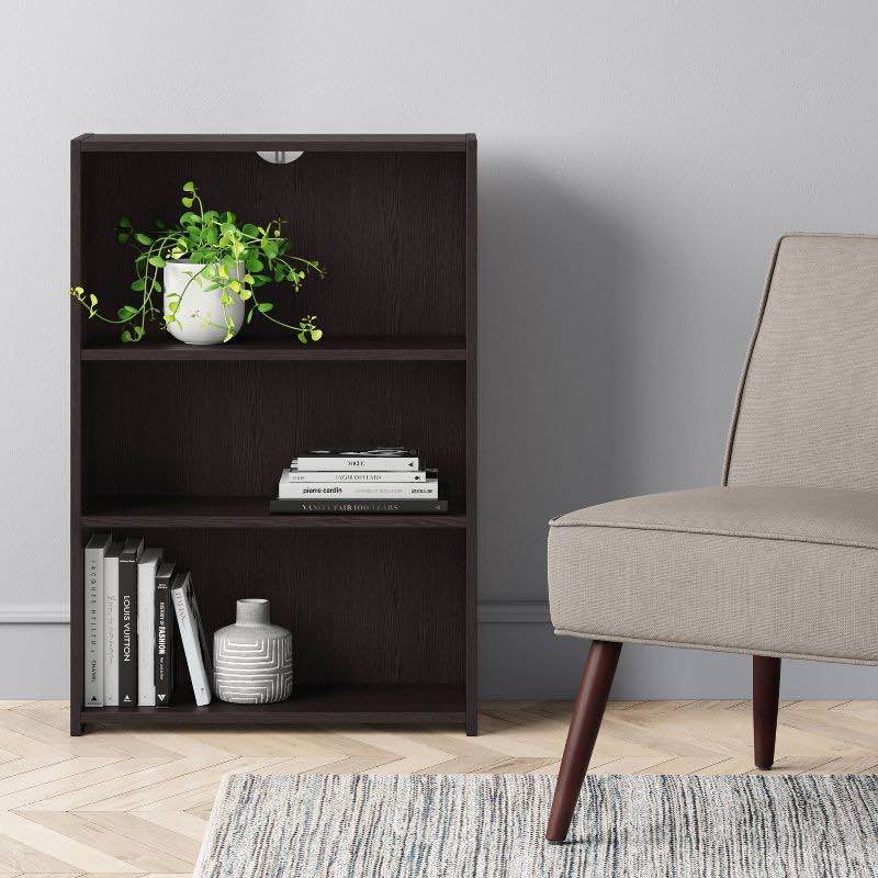 https://s3.amazonaws.com/lotting-images-prod/BargainHunt/BHL00141495_1713792589612.jpeg