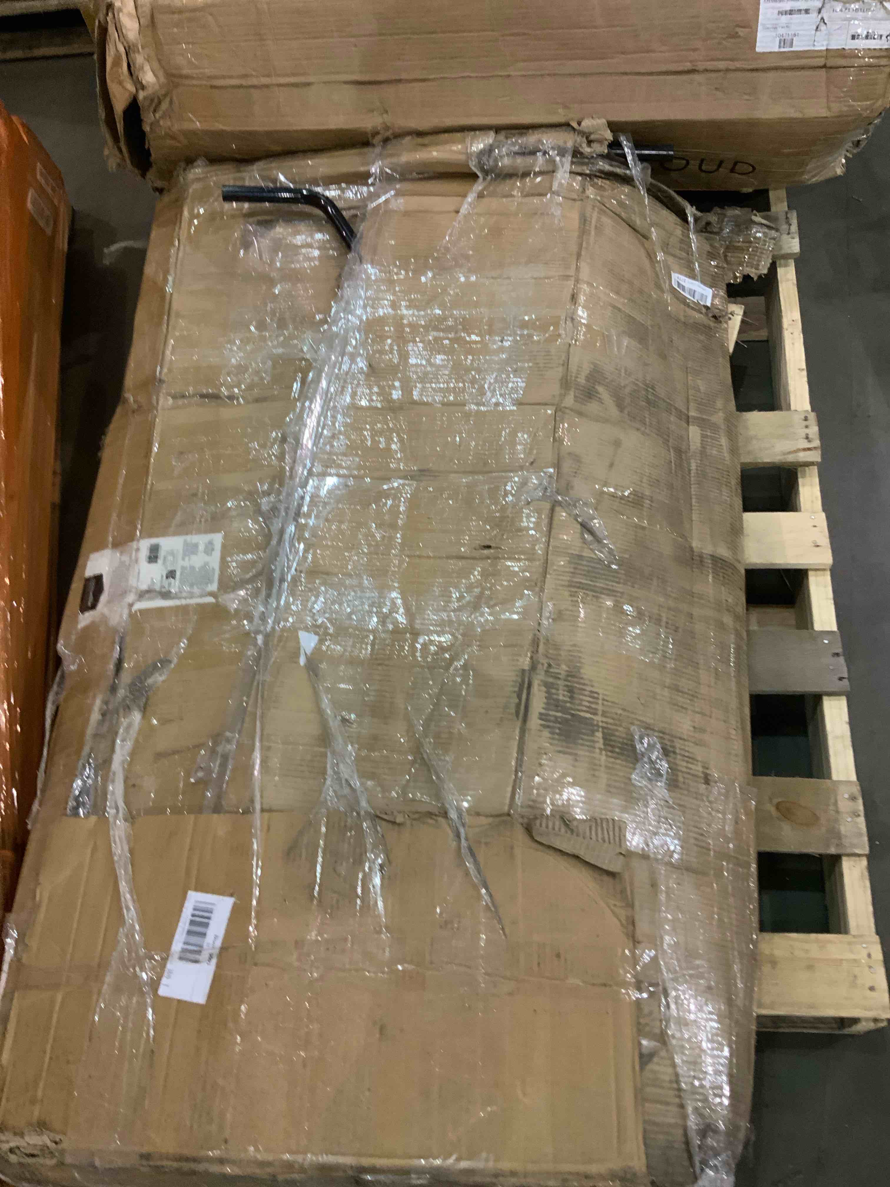 https://s3.amazonaws.com/lotting-images-prod/BargainHunt/BHL00143679_1710505685407.jpeg