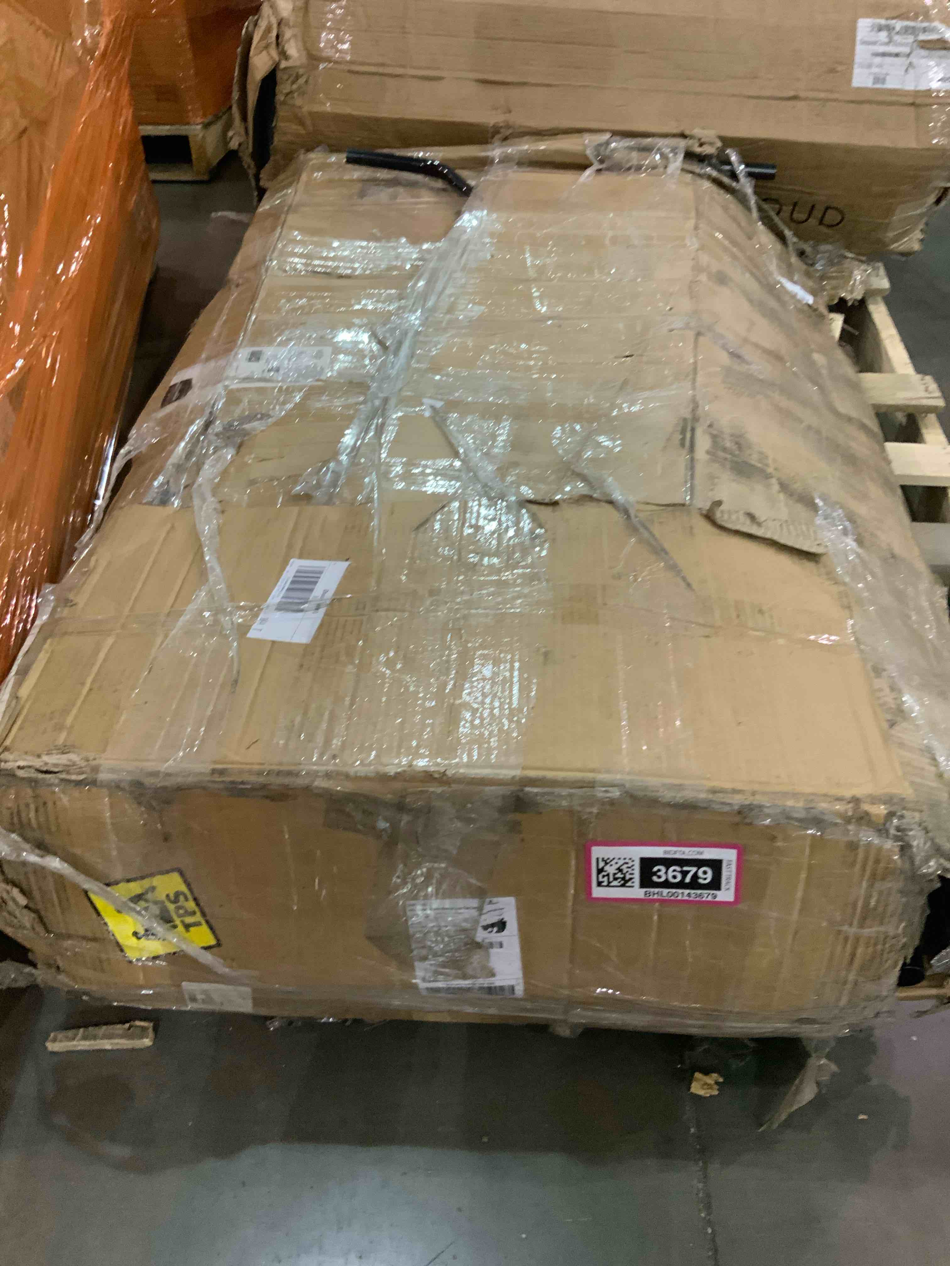 https://s3.amazonaws.com/lotting-images-prod/BargainHunt/BHL00143679_1710505719136.jpeg