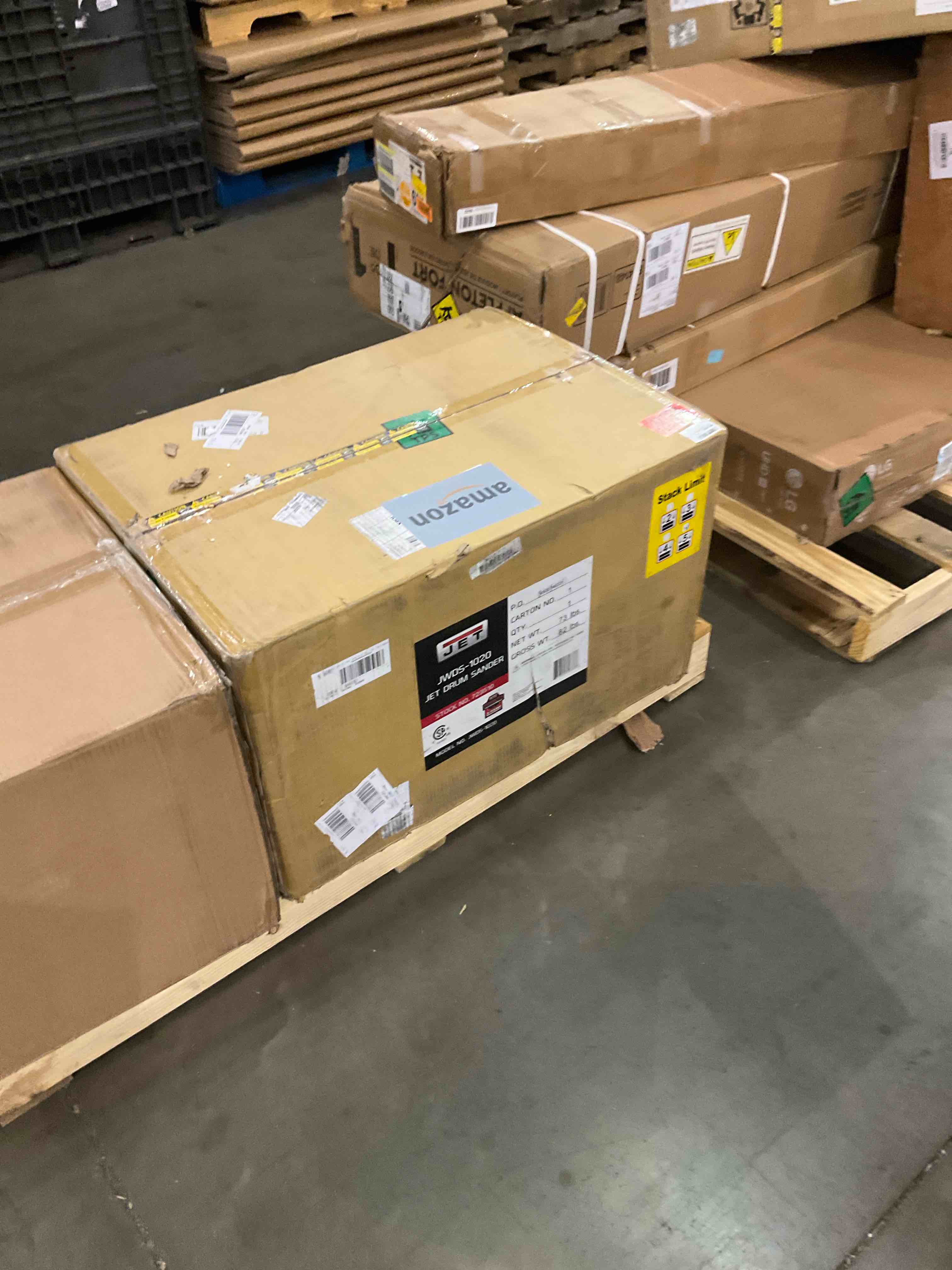 https://s3.amazonaws.com/lotting-images-prod/BargainHunt/BHL00143701_1710523790316.jpeg