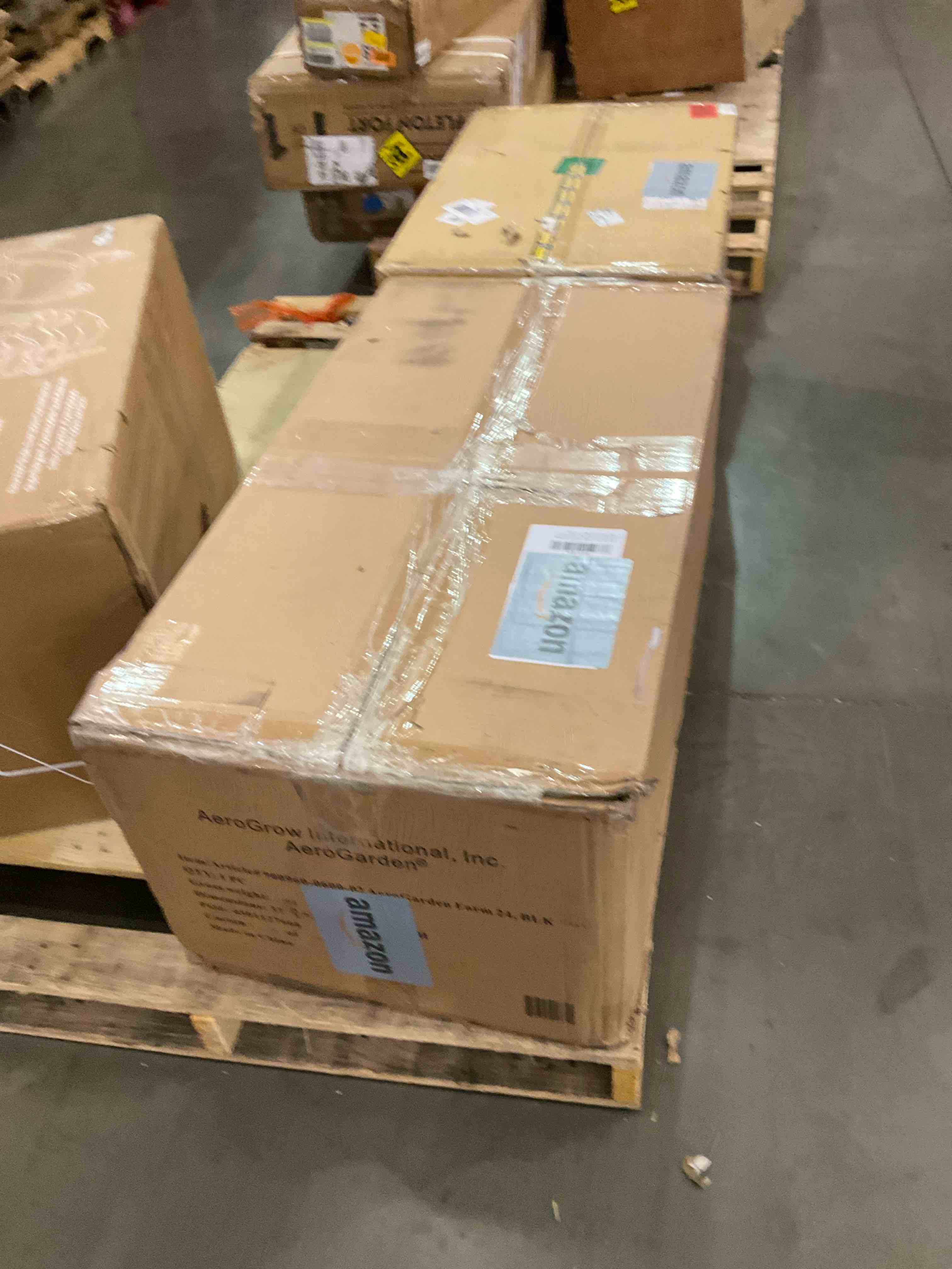 https://s3.amazonaws.com/lotting-images-prod/BargainHunt/BHL00143702_1710523860284.jpeg