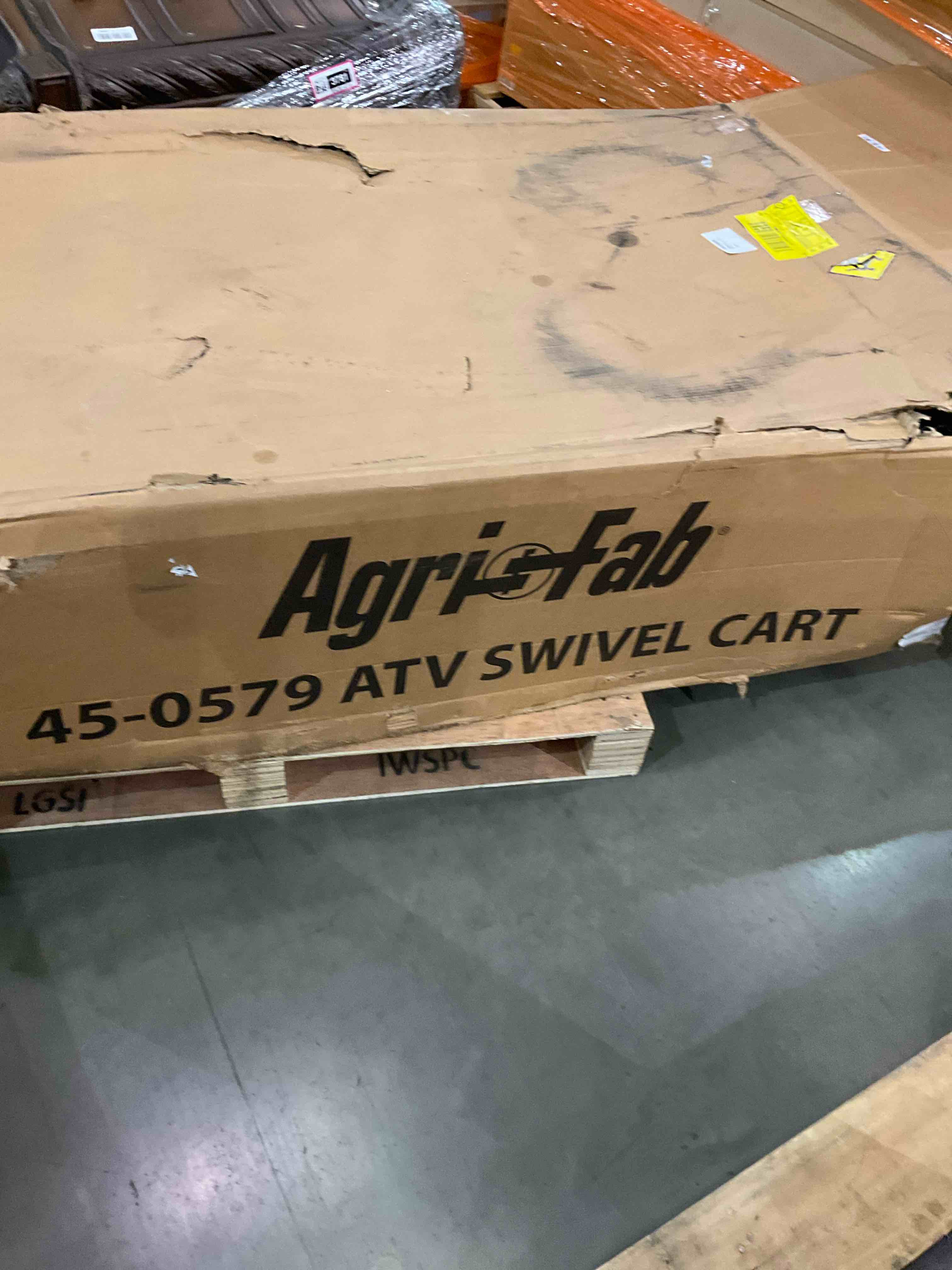 https://s3.amazonaws.com/lotting-images-prod/BargainHunt/BHL00143782_1711979973810.jpeg