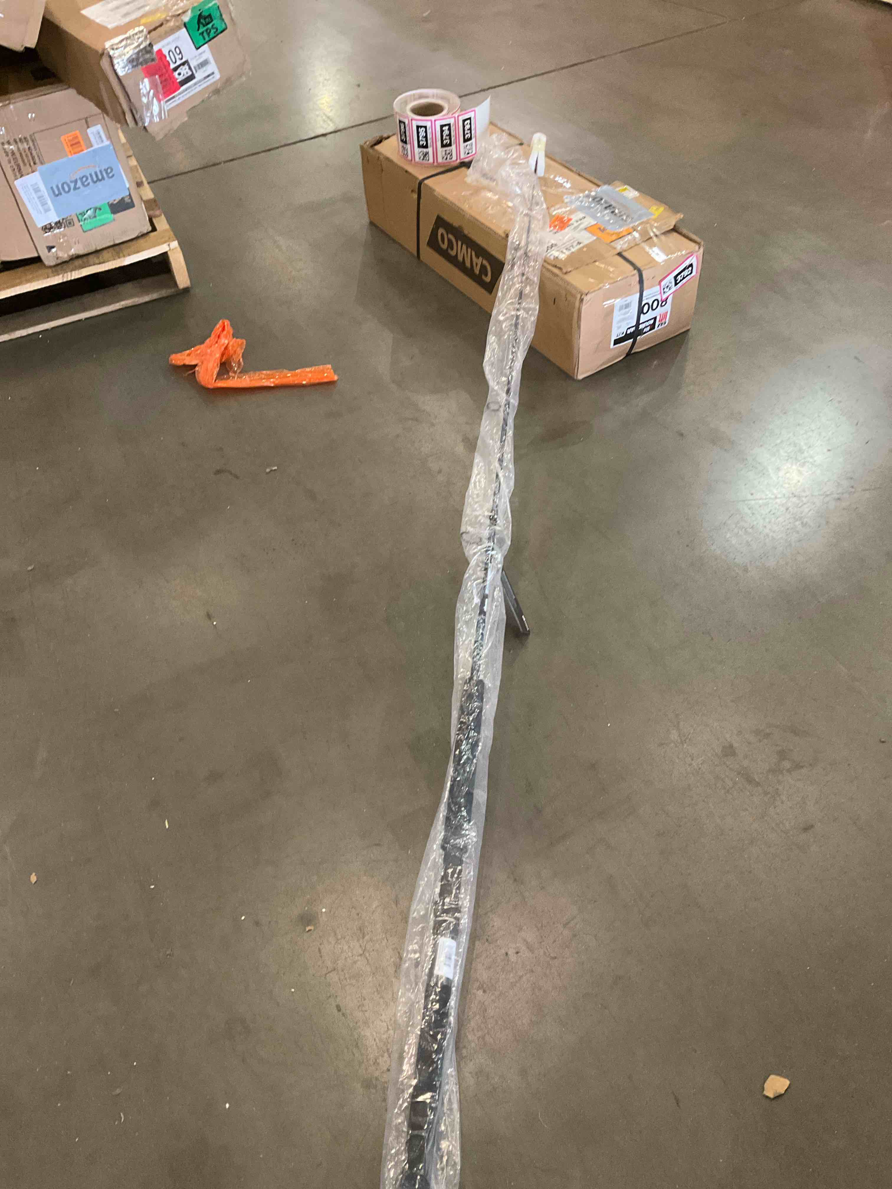 https://s3.amazonaws.com/lotting-images-prod/BargainHunt/BHL00143793_1711984450491.jpeg