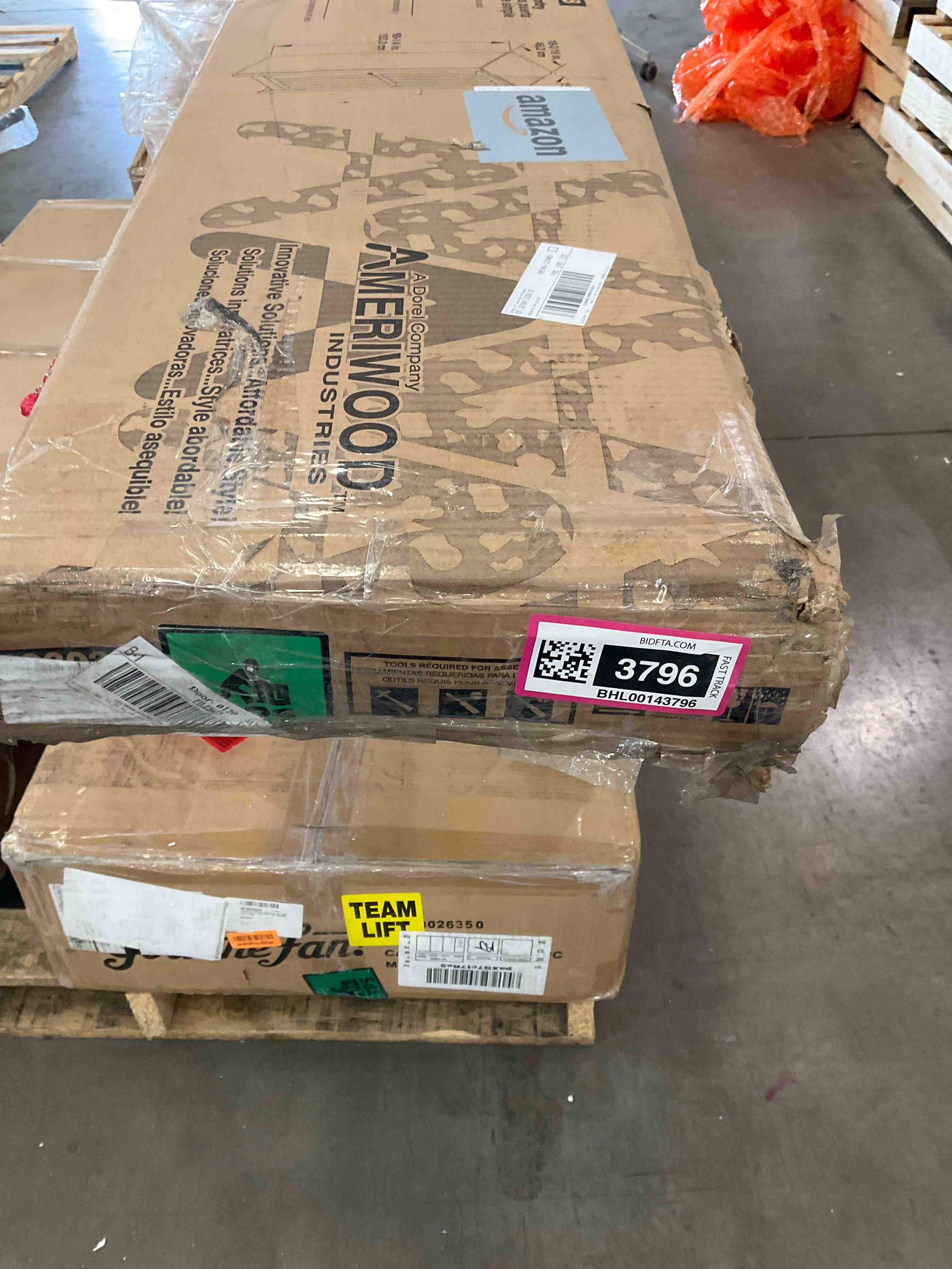 https://s3.amazonaws.com/lotting-images-prod/BargainHunt/BHL00143796_1711985270933.jpeg